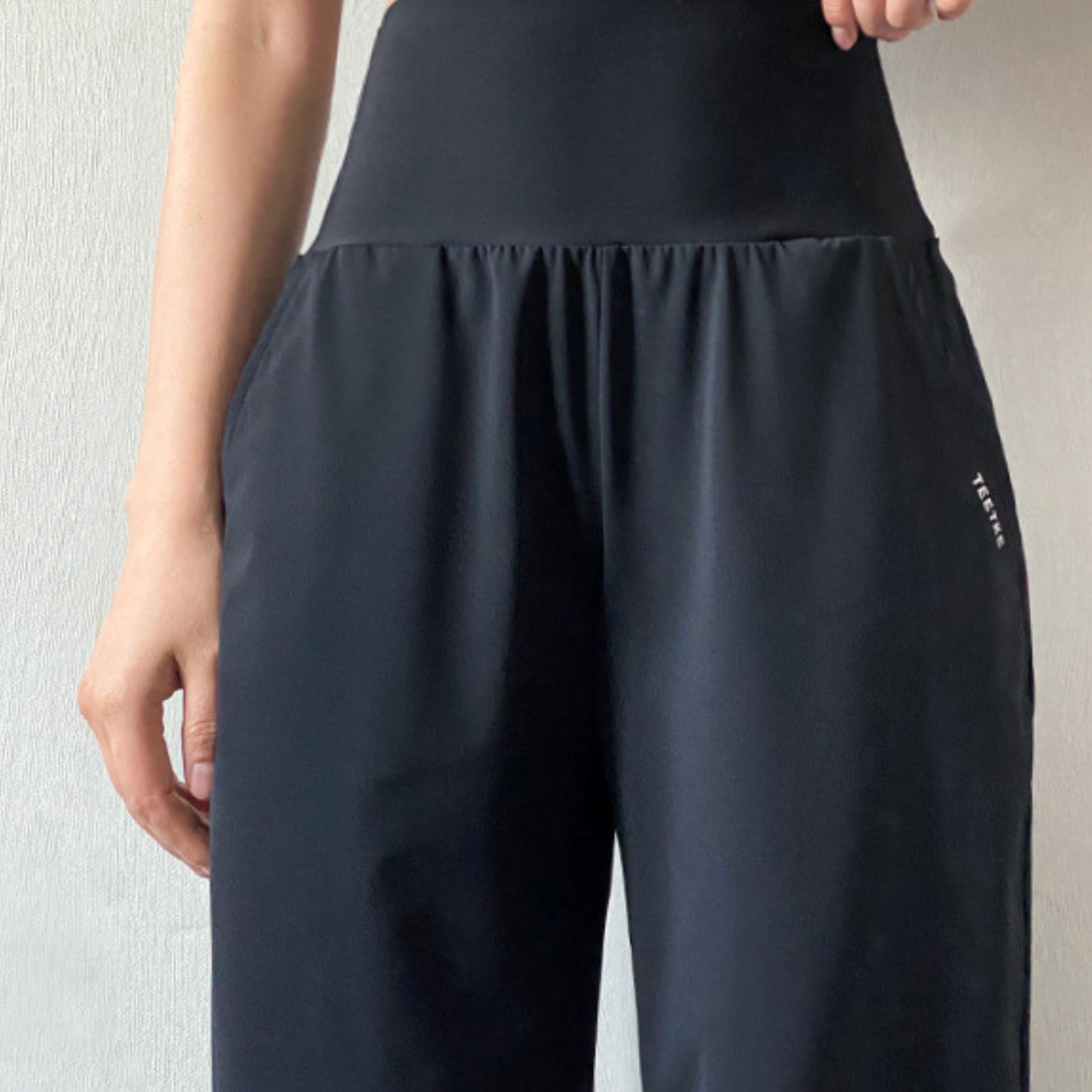 接触冷感 ハイウエスト ストレッチロングパンツ