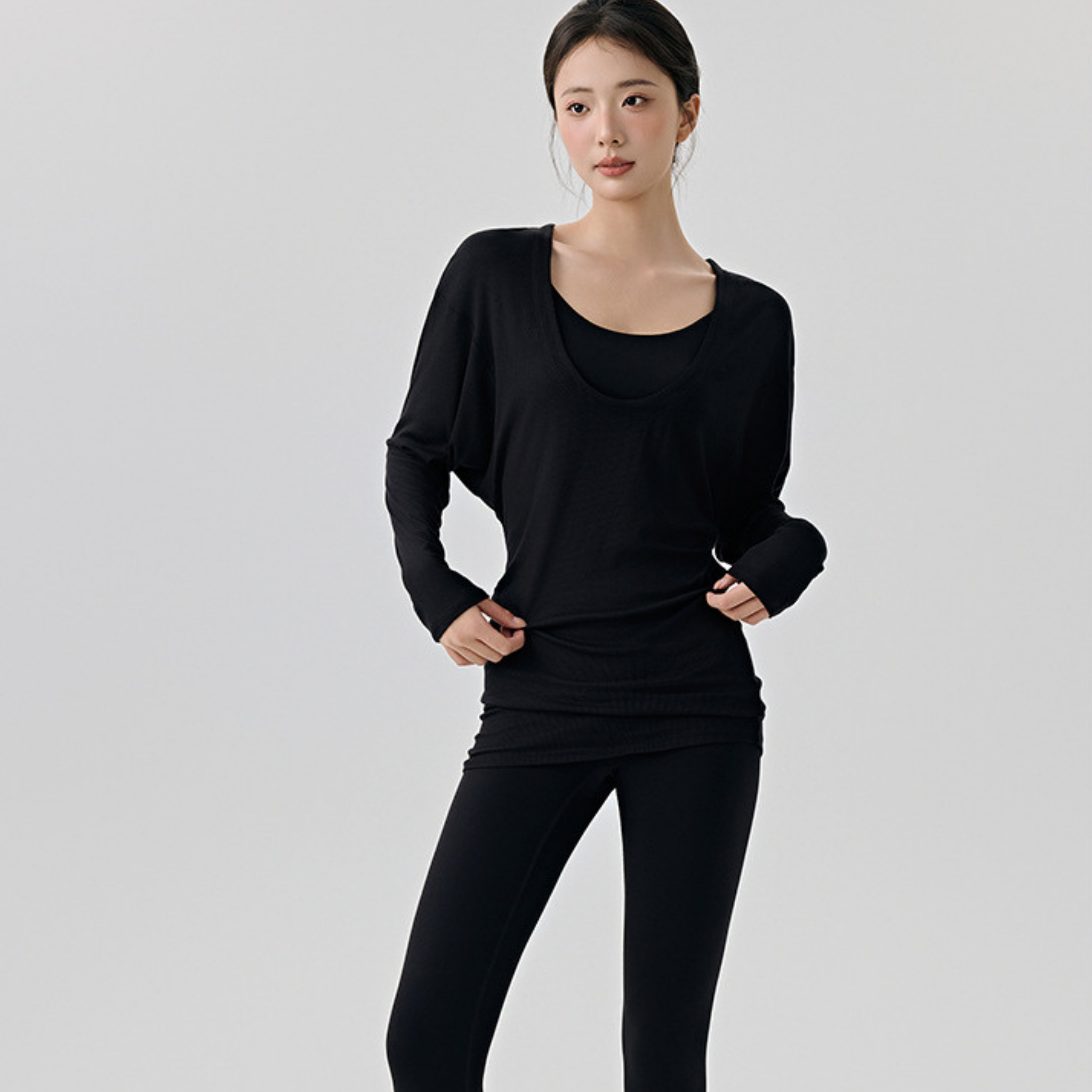 Uネック フィットネスロングスリーブ