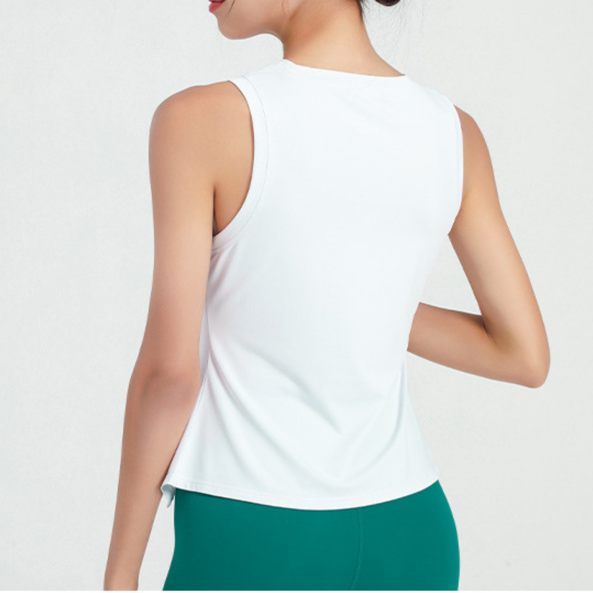 サイドギャザーTシャツ