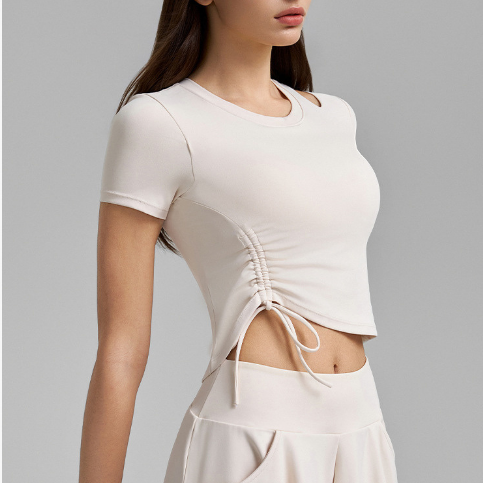 胸パッド付 ドローストリング クルーネック 半袖トップス