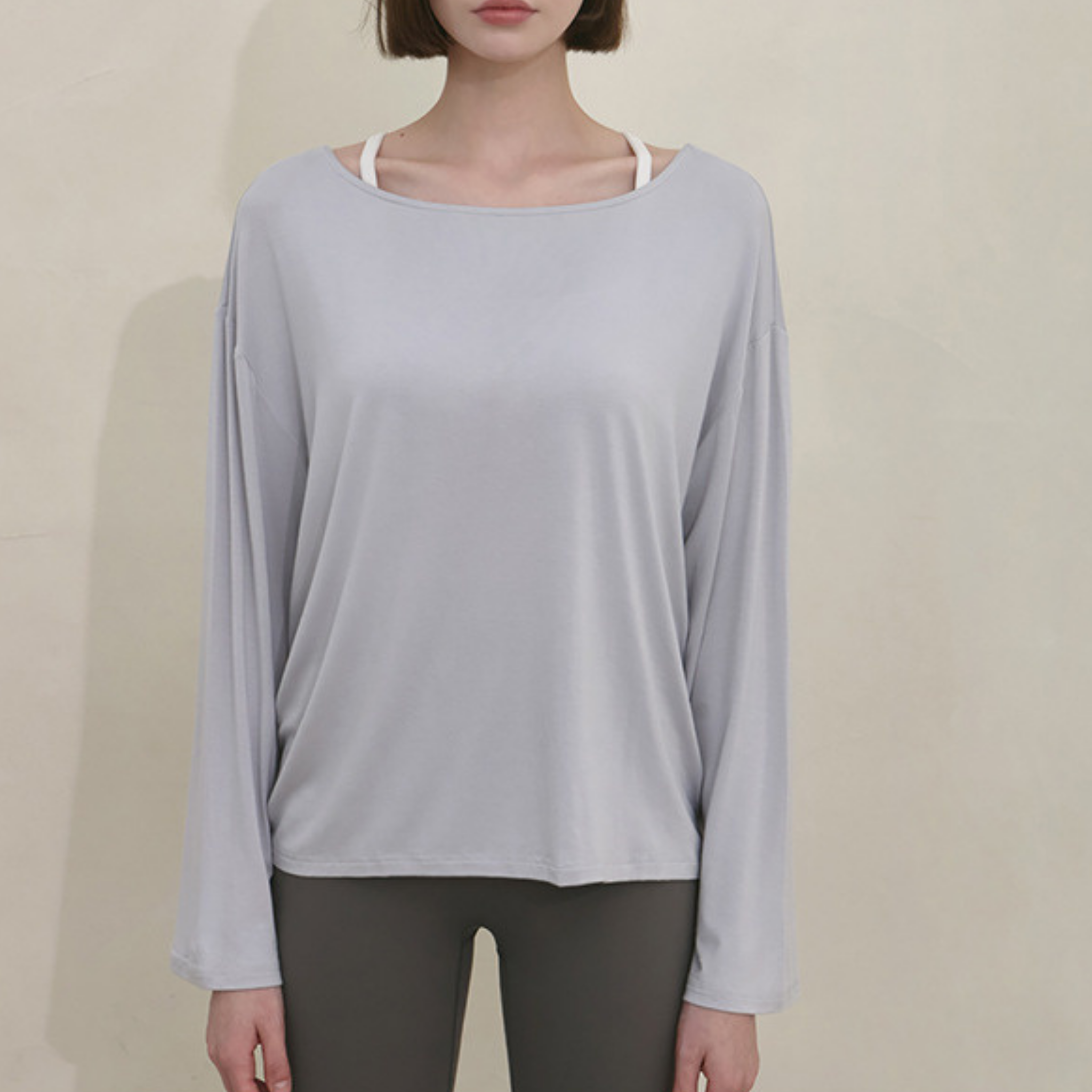 バックオープンクロス トップス