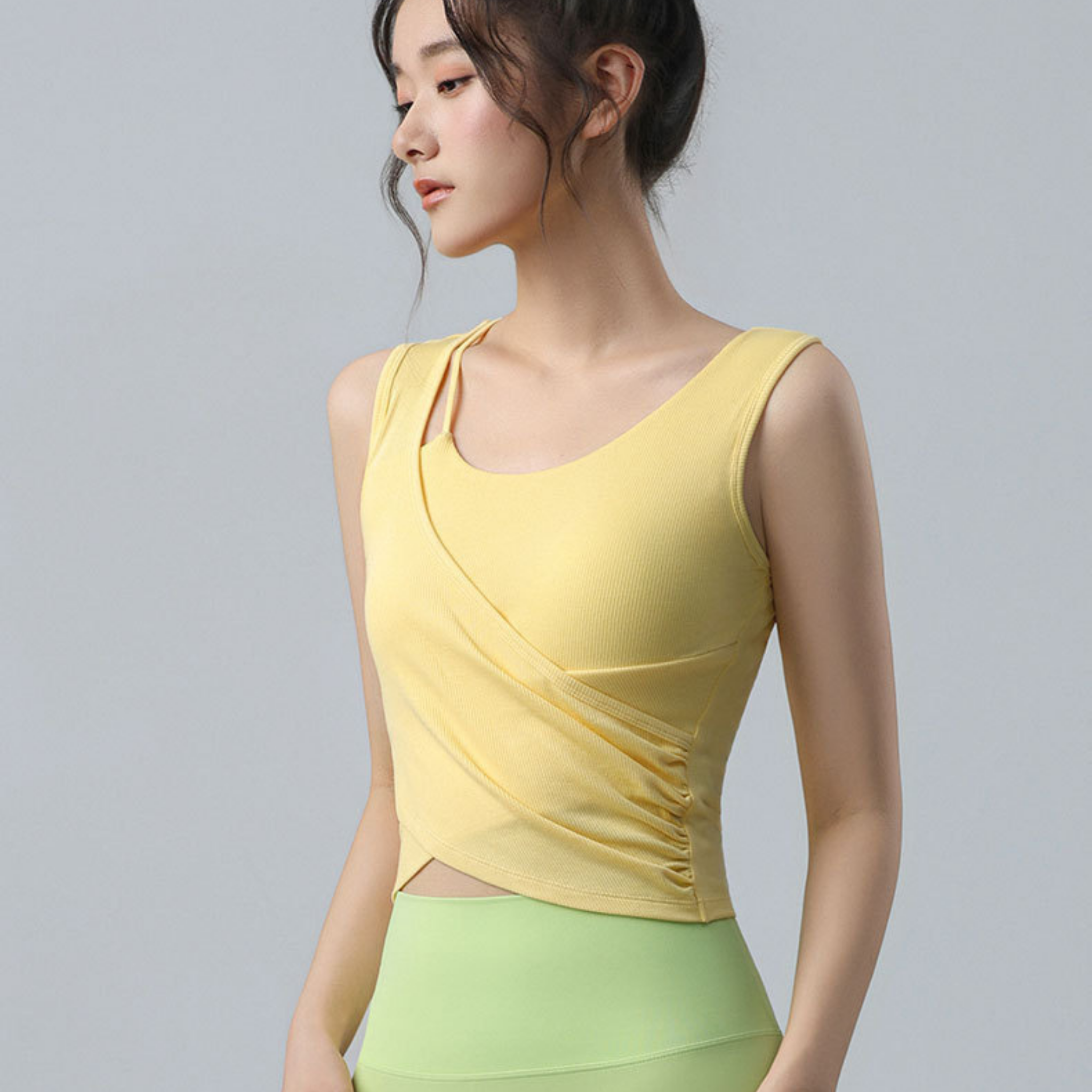 アシンメトリー 胸パッド付 タンクトップ