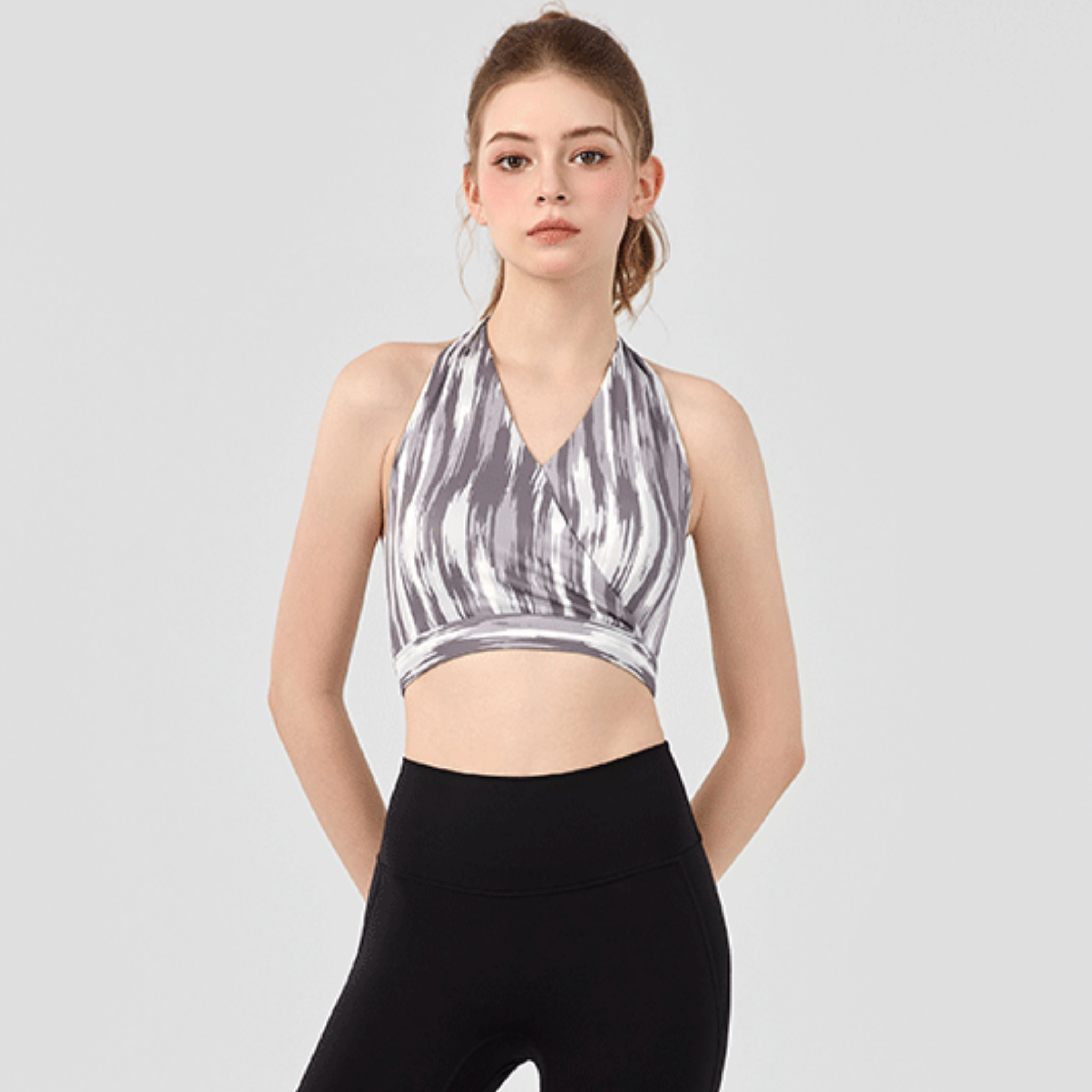 カシュクール ホルターネック スポーツブラ