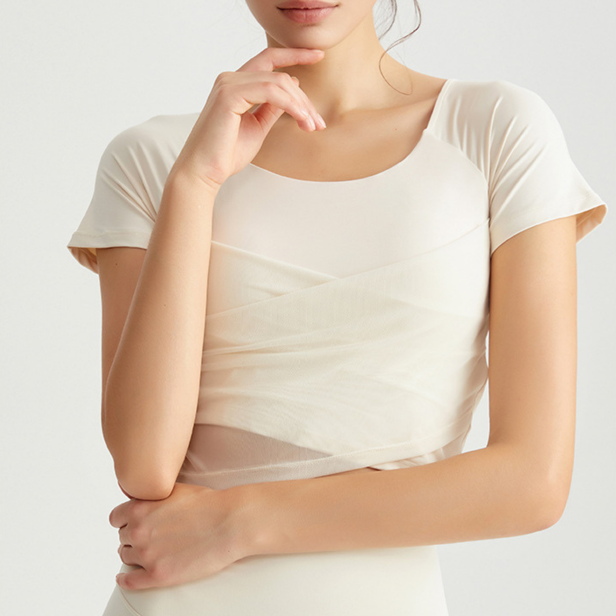 ラウンドネック クロスメッシュ ヨガトップス