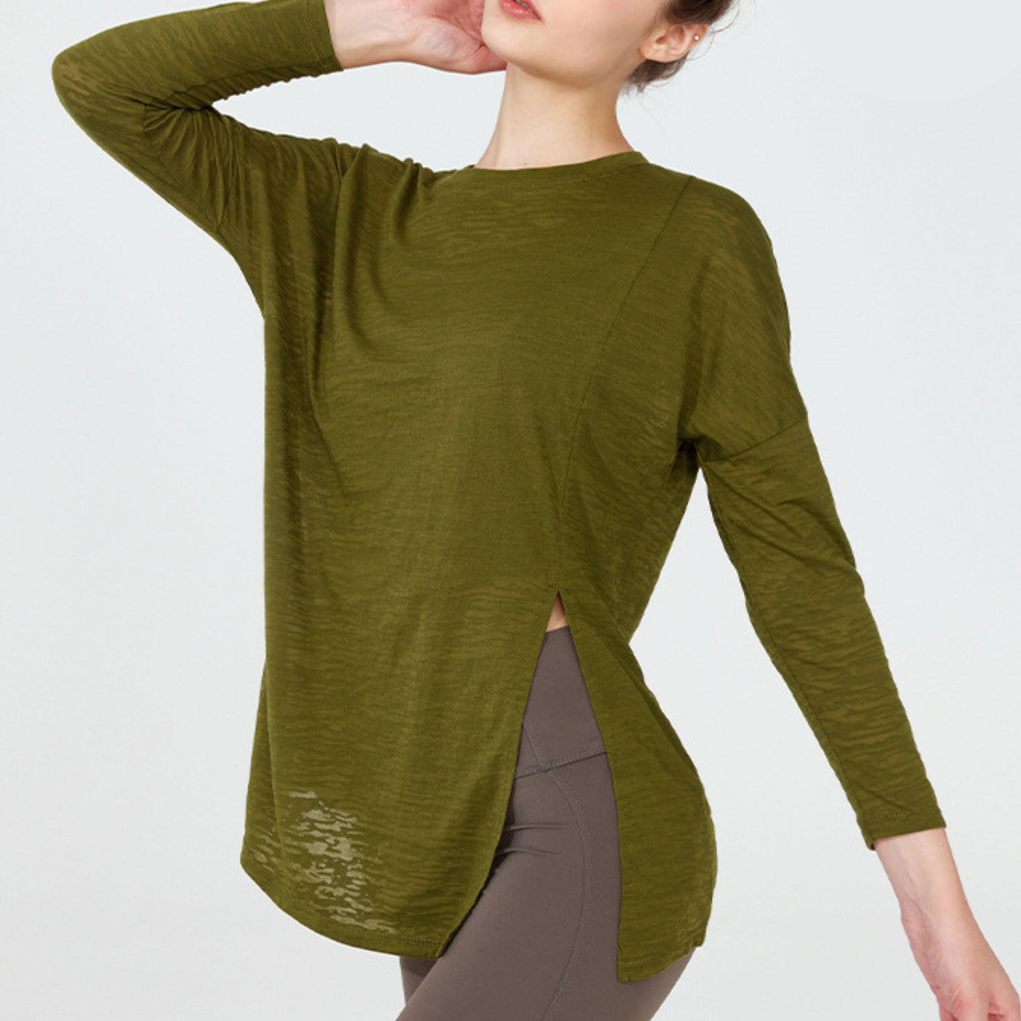 ルーズフィット サイドスリット ヨガ 長袖トップス