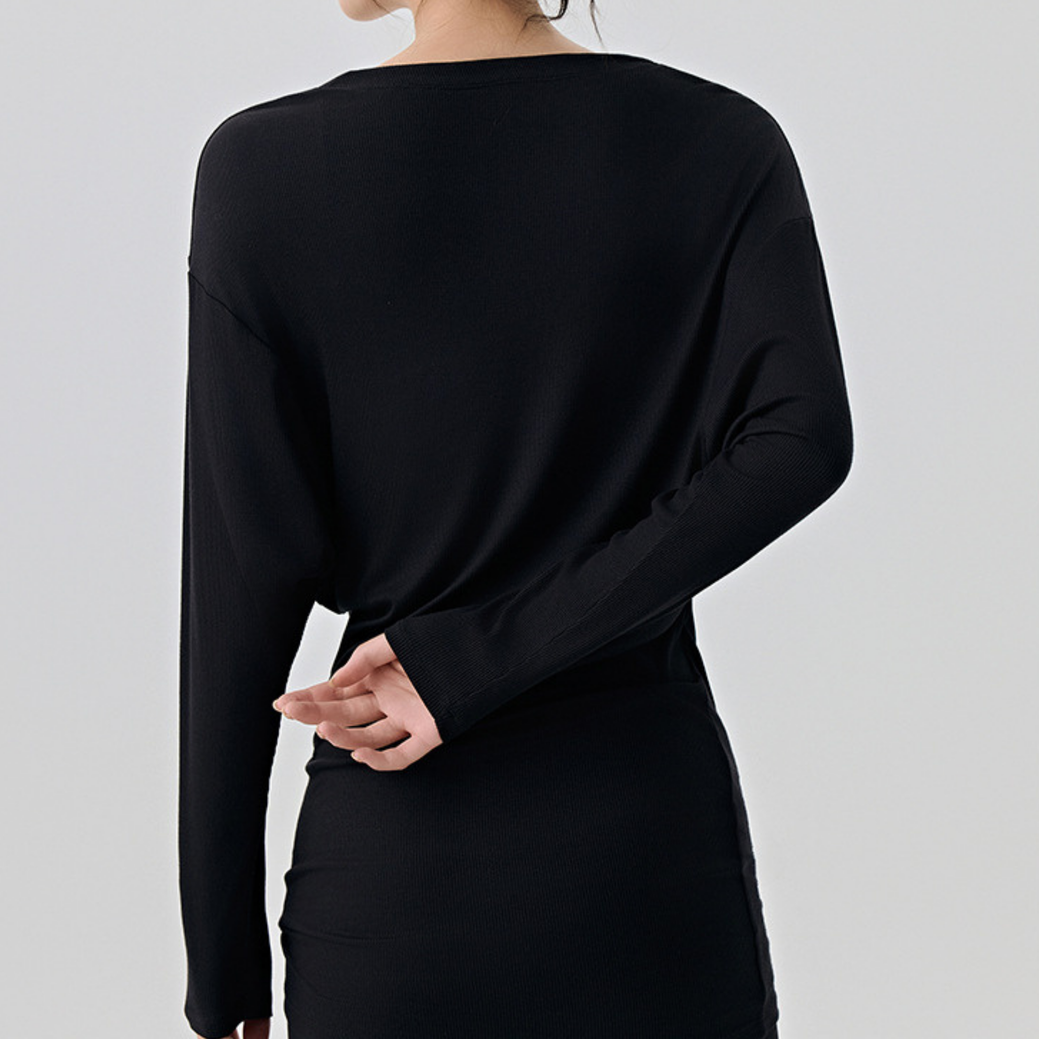 Uネック フィットネスロングスリーブ