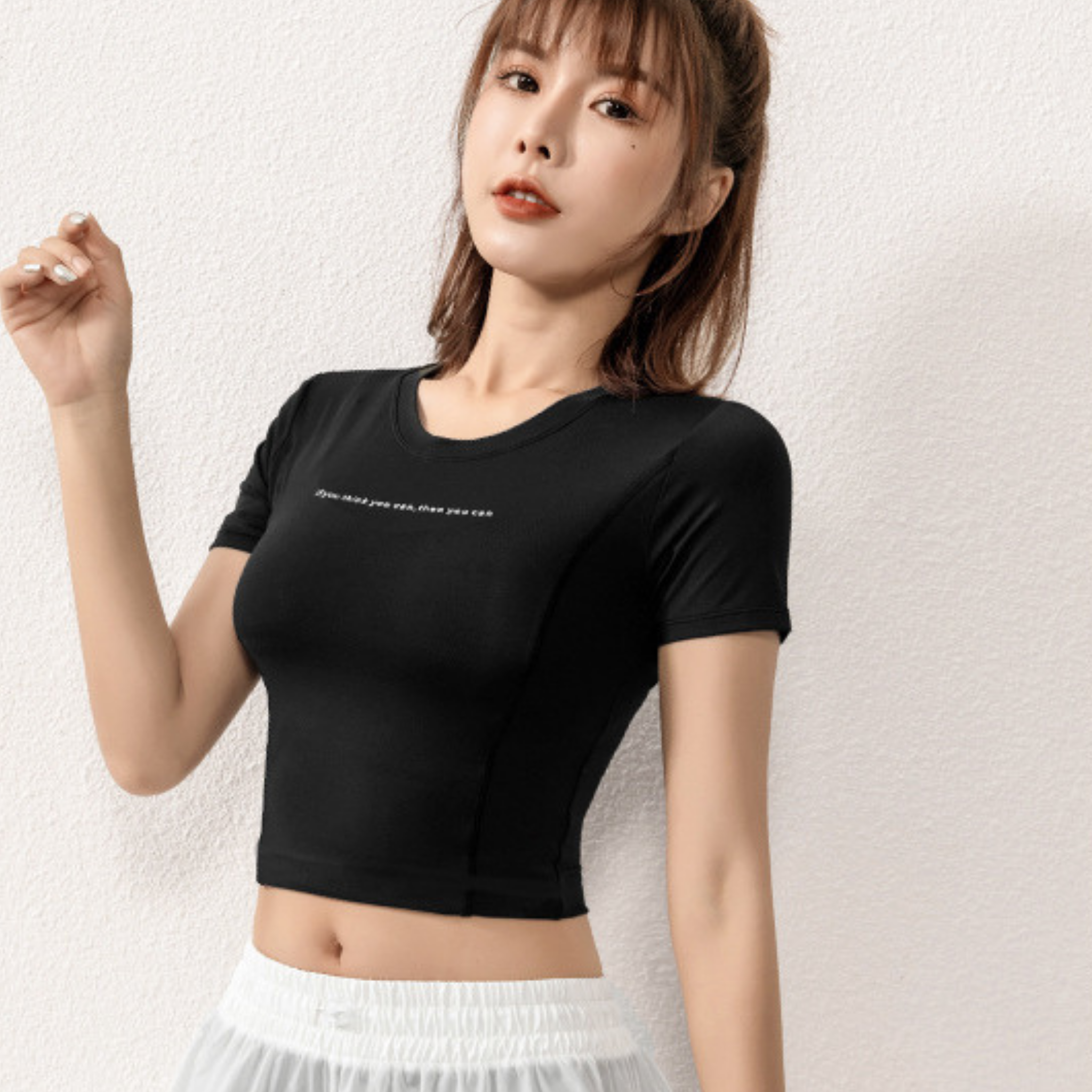 シンプルフィットネスシャツ