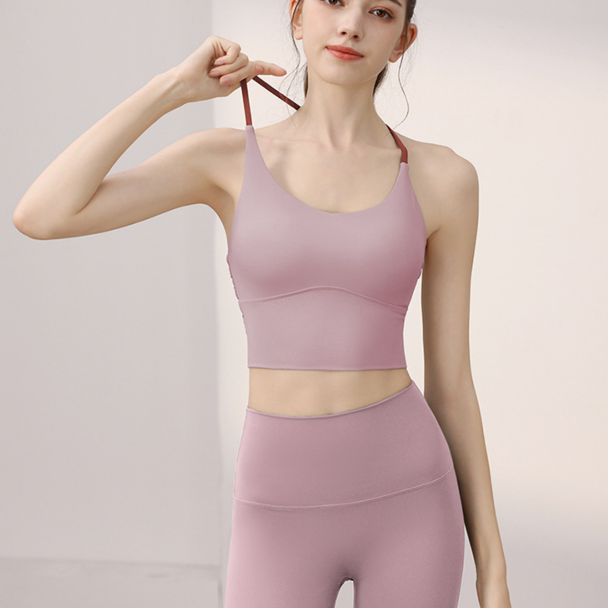 スリムストラップ フィットネス スポーツブラ