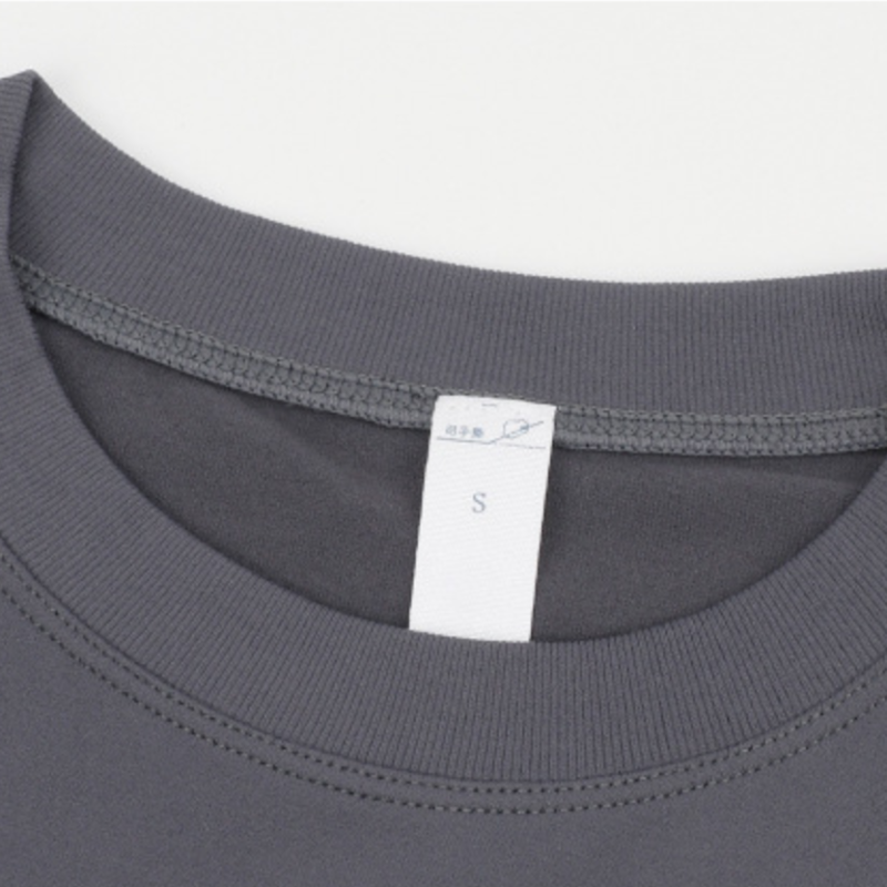 指穴付きフィットネスウェア