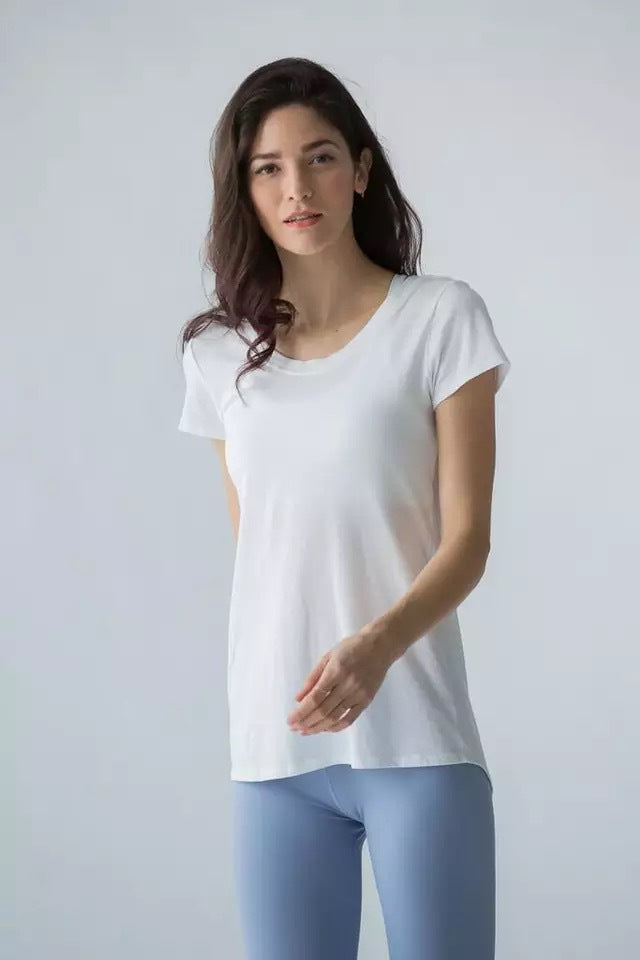 バックオープン ロングTシャツ