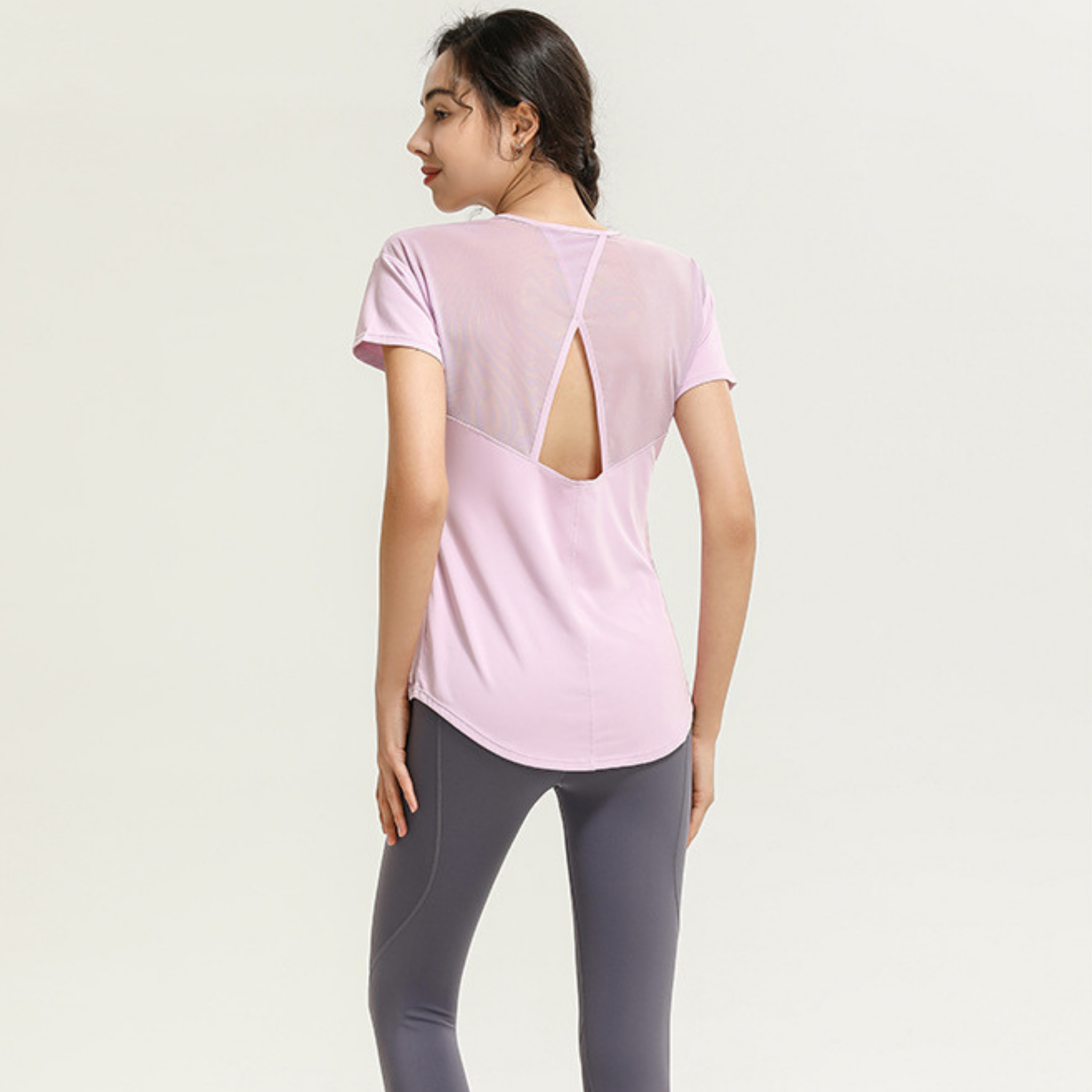 ルーズフィット バックオープン メッシュTシャツ