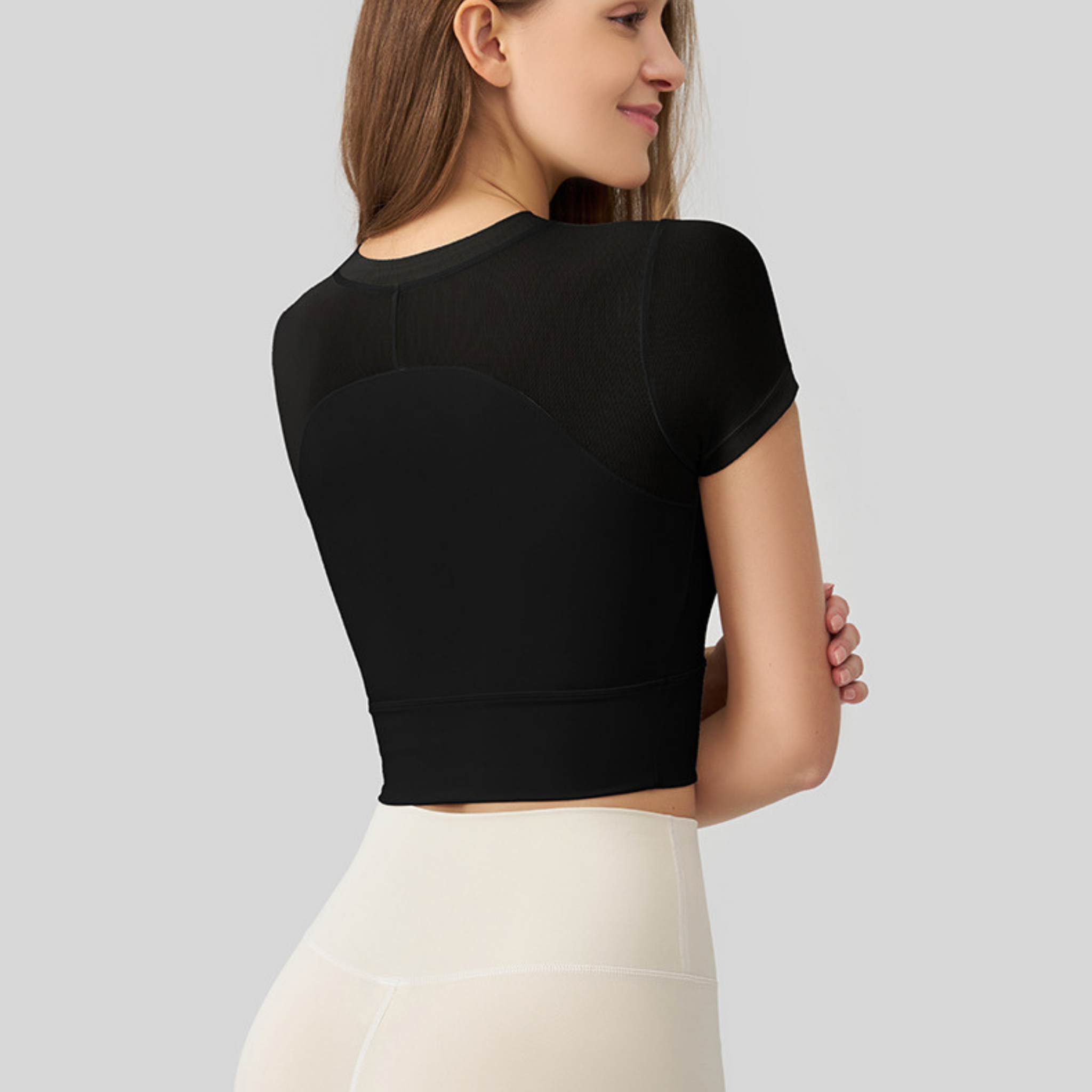 胸パッド付 シースルーメッシュ スリム半袖トップス