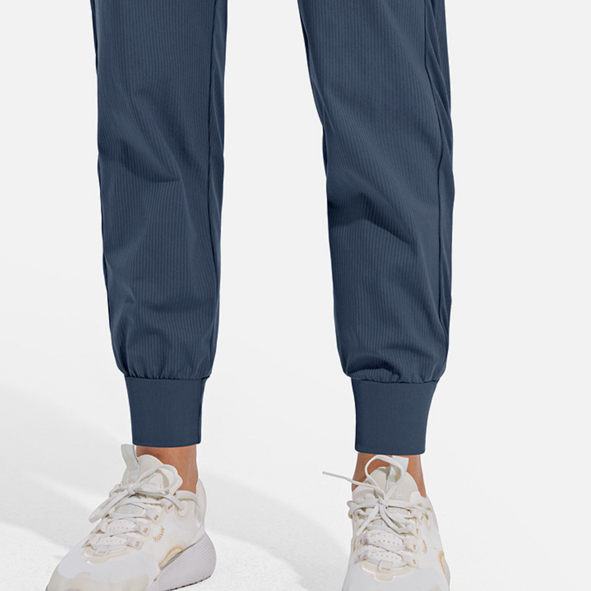 スタイリッシュ ジョガーパンツ