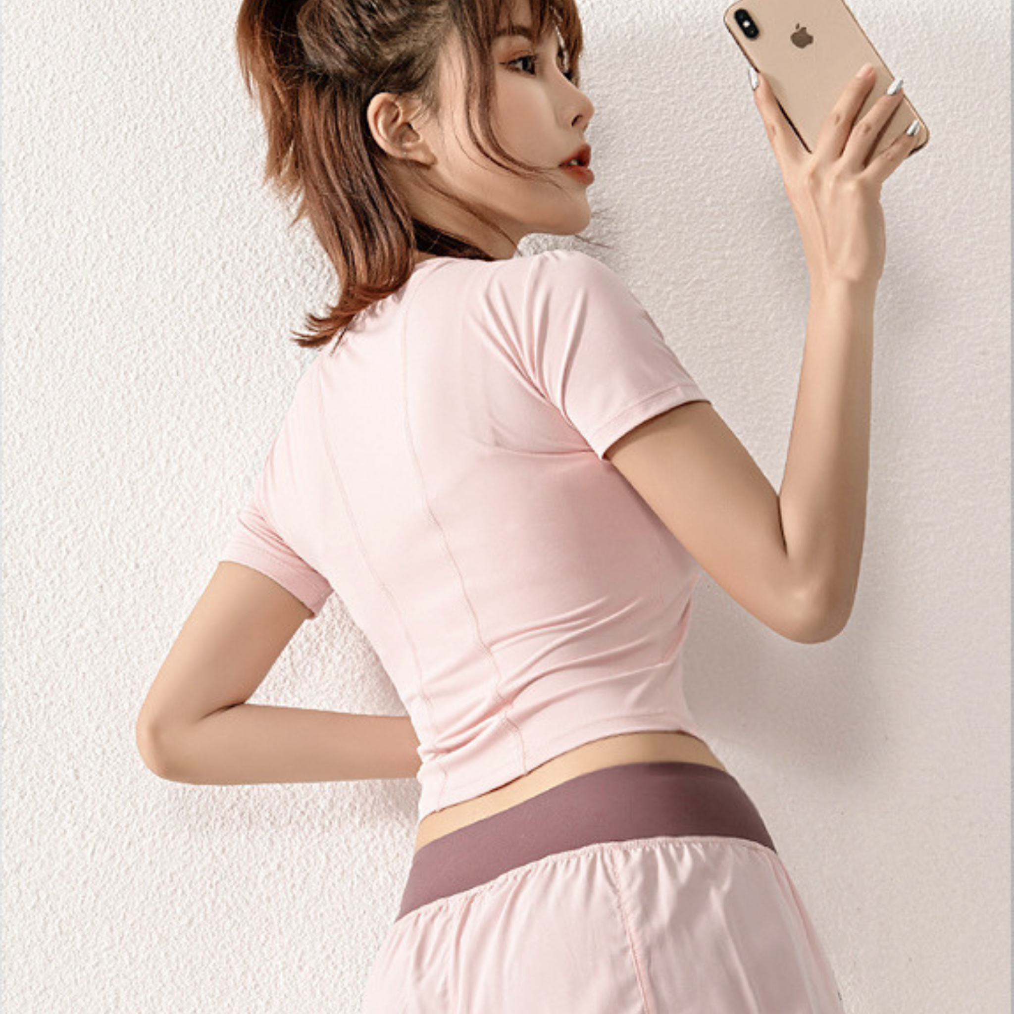 シンプルフィットネスシャツ