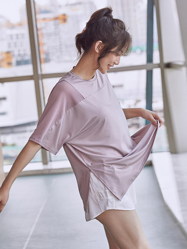 ルーズスポーツTシャツ