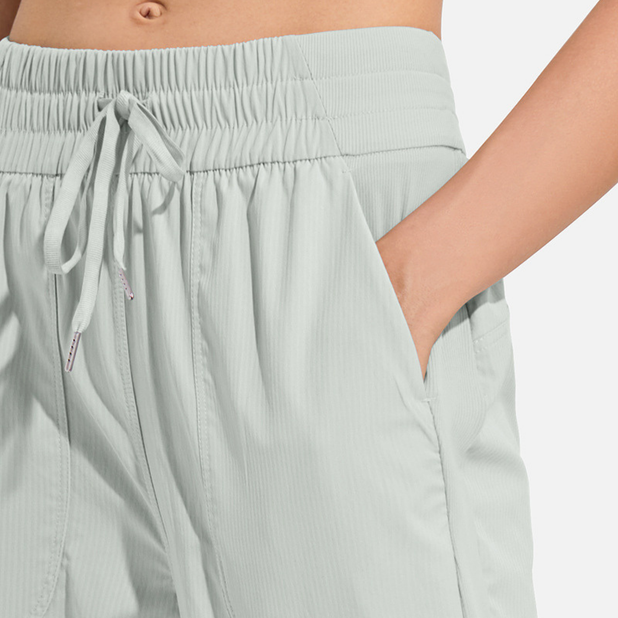 スタイリッシュ ジョガーパンツ