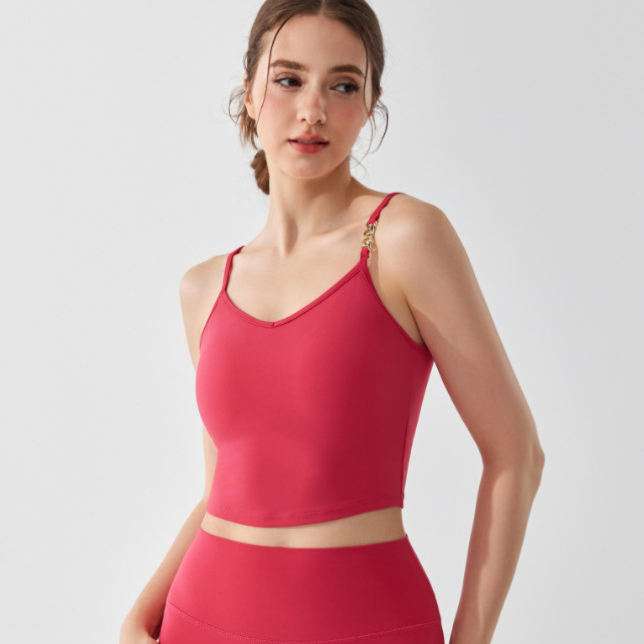 ワンポイントチェーン Uバック スポーツブラ