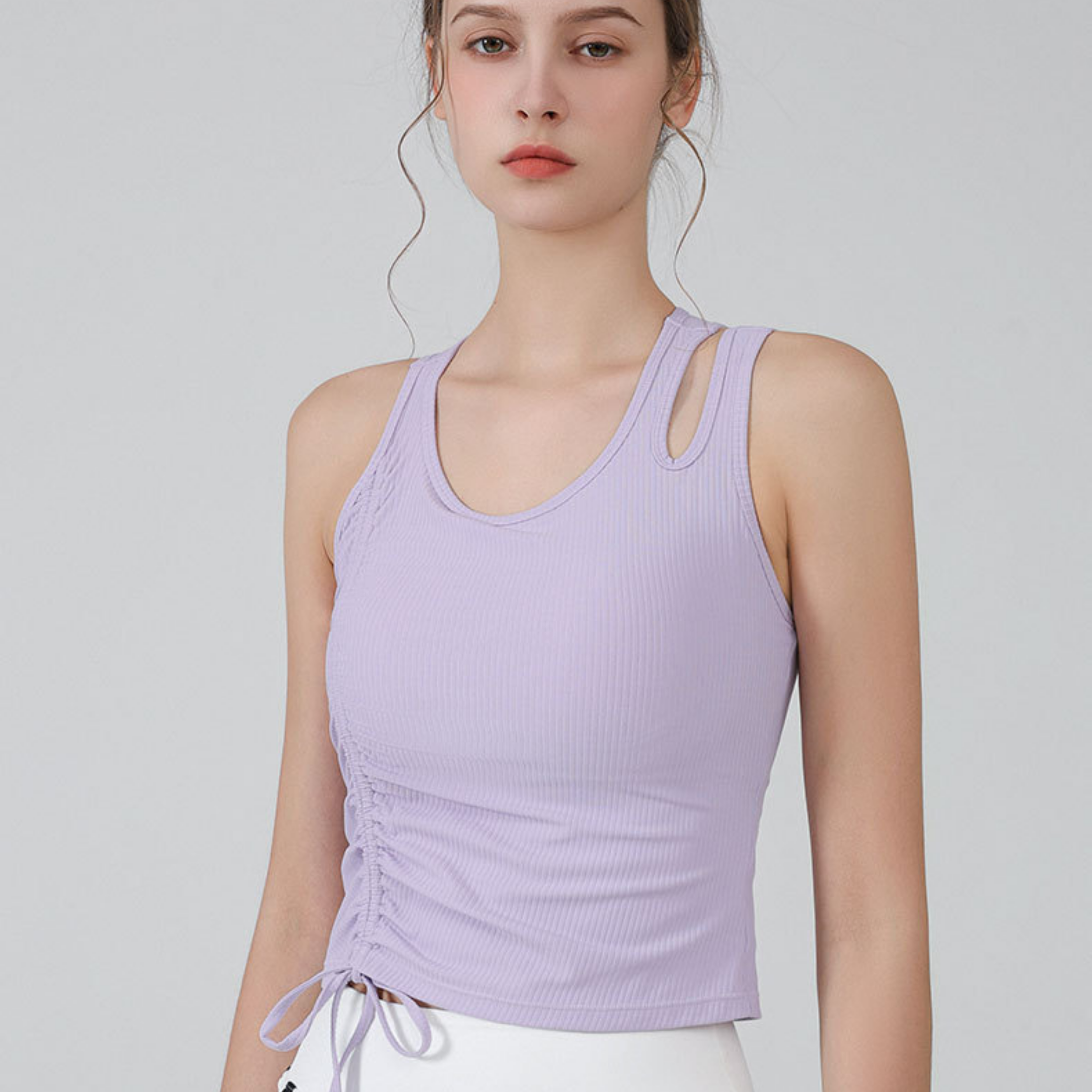 胸パッド付 ドローストリング ショルダーカット タンクトップ