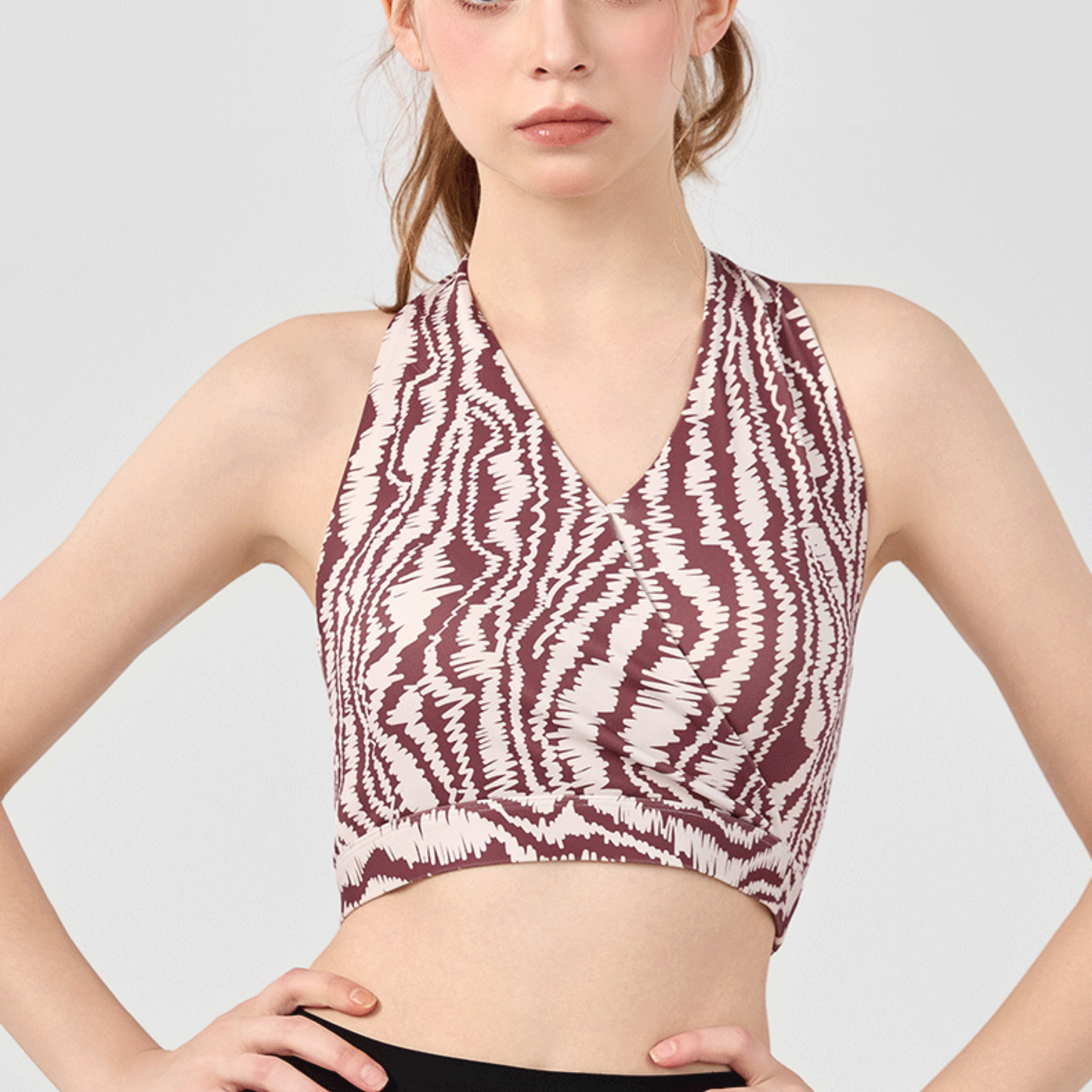 カシュクール ホルターネック スポーツブラ