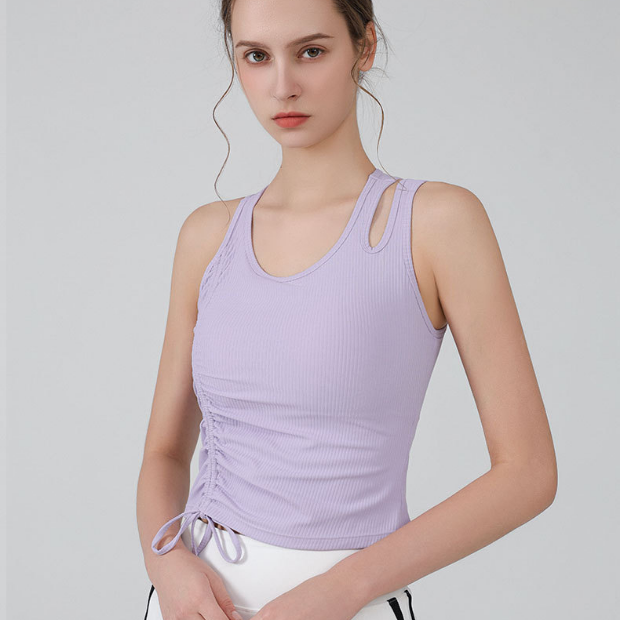 胸パッド付 ドローストリング ショルダーカット タンクトップ