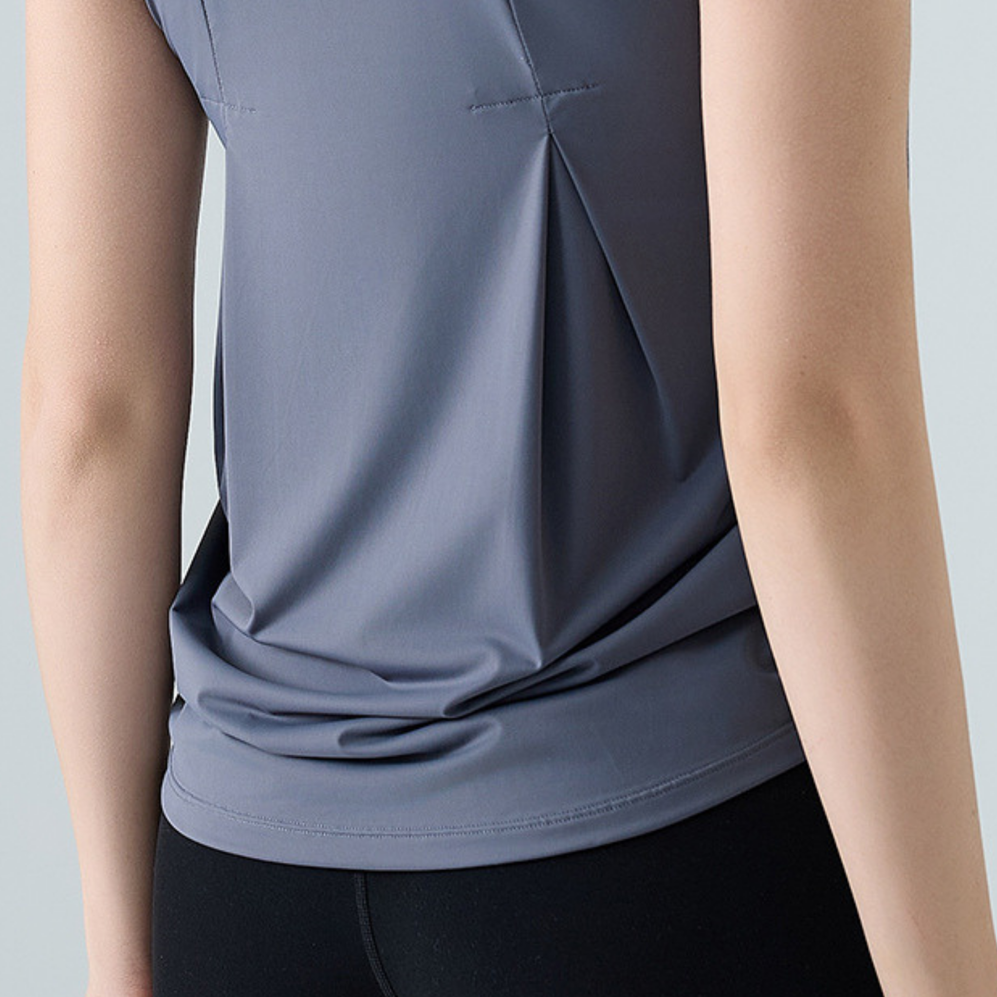 メッシュ スリムアップ ノースリーブ