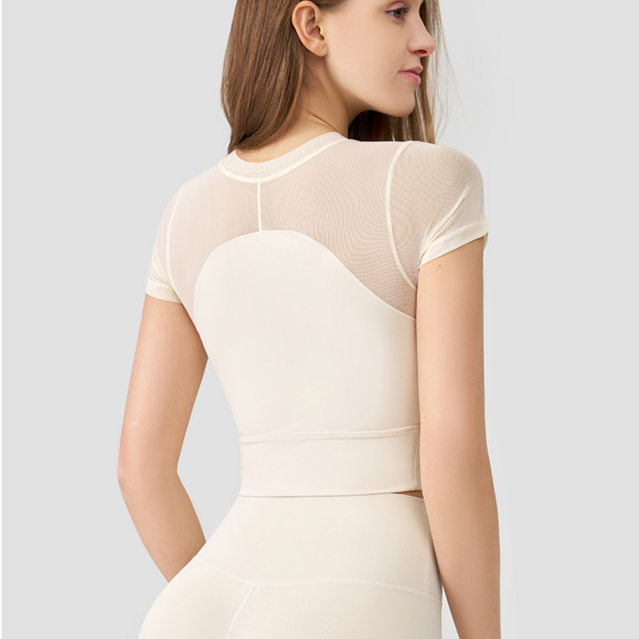 胸パッド付 シースルーメッシュ スリム半袖トップス