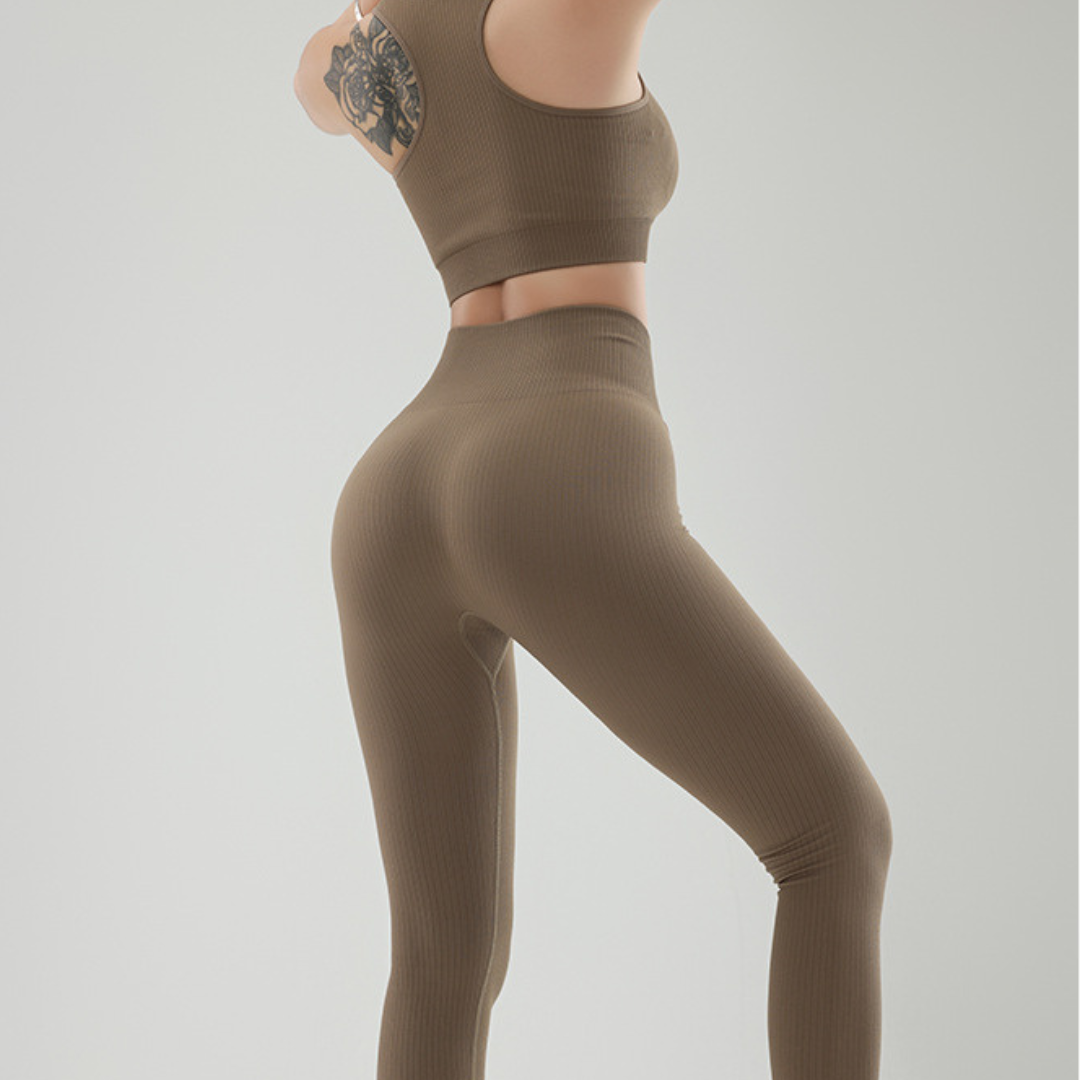 ハイホールドブラトップ&スリムレギンス セットアップ