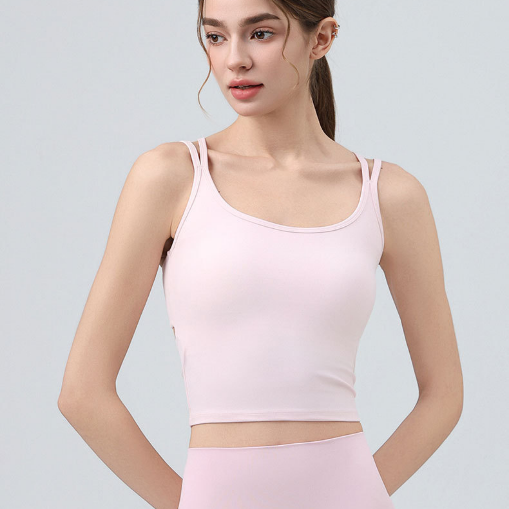 胸パッド付 ダブルストラップ スリムバックオープン ブラトップ