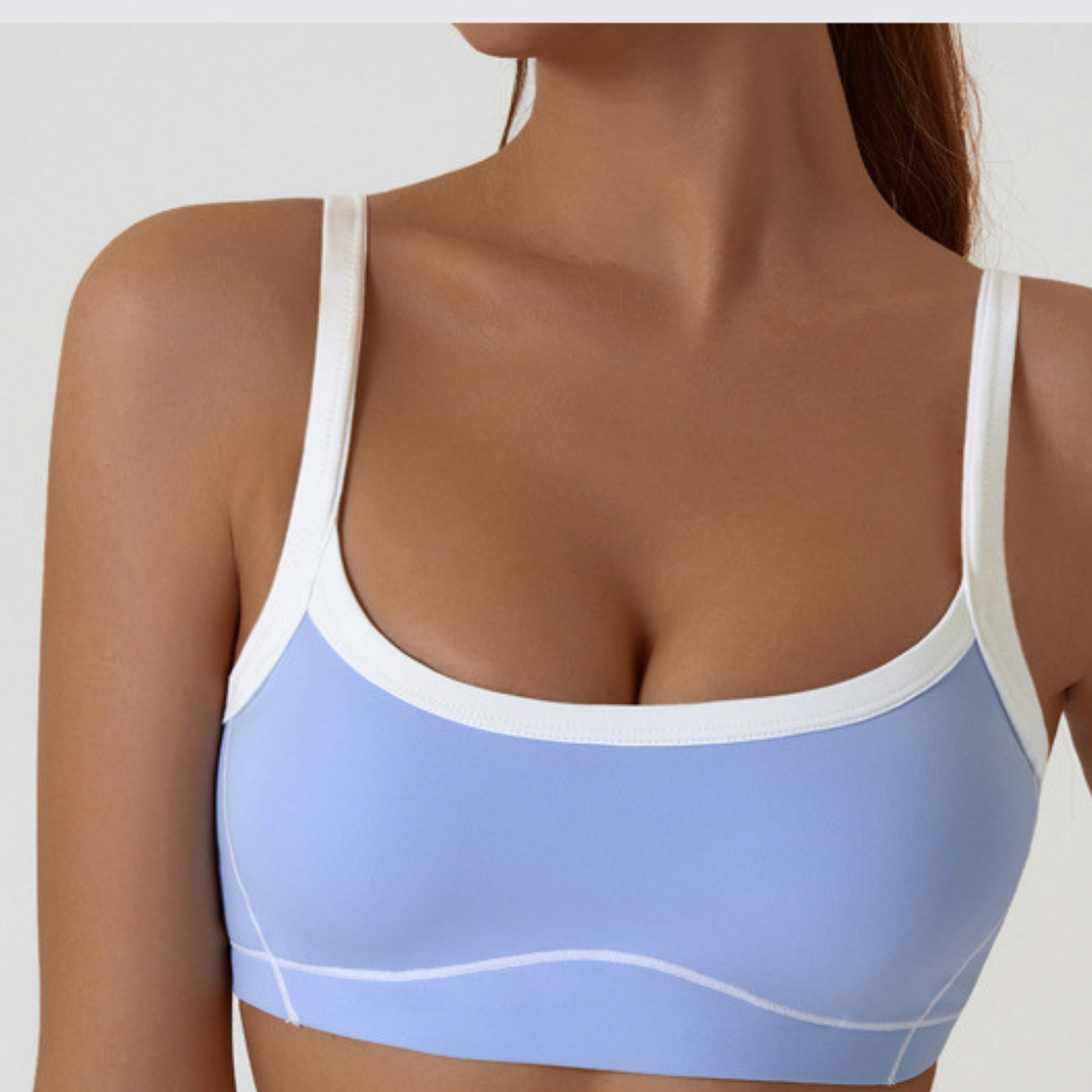 シンプルブラトップ&フレアパンツ セットアップ