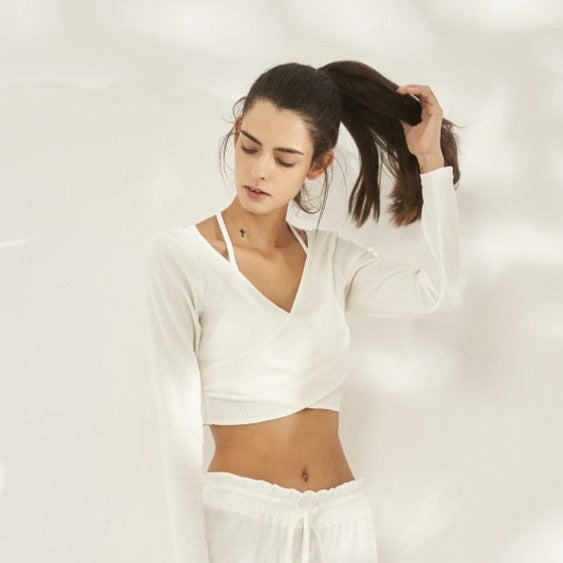 フロントクロス 長袖ヨガトップス