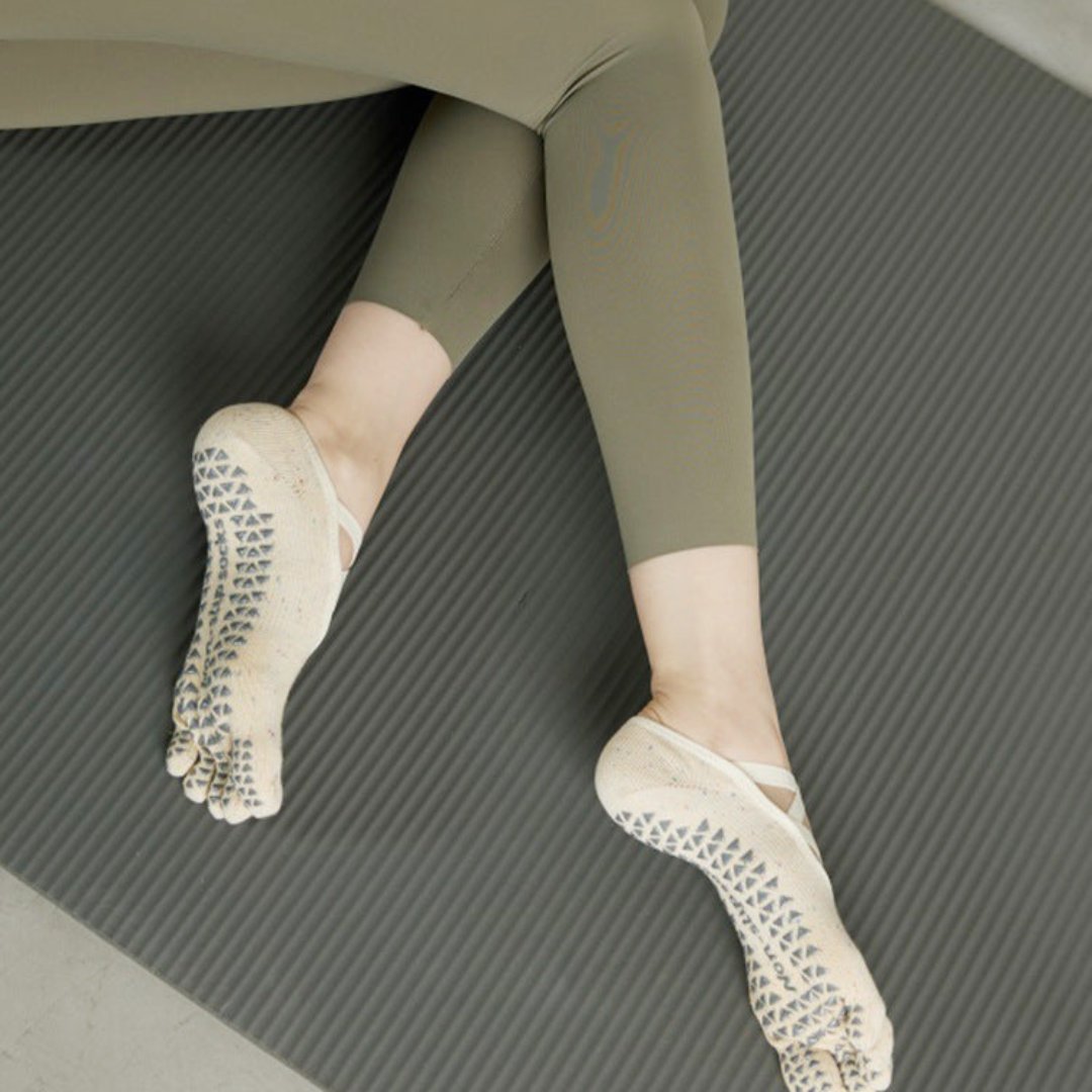 ダブルクロスストラップ ヨガソックス