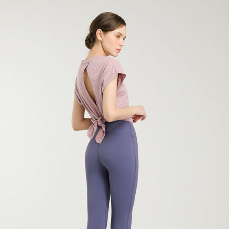 バックオープンシャツ