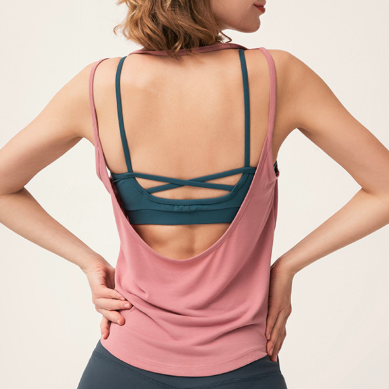 レイヤードタンクトップ