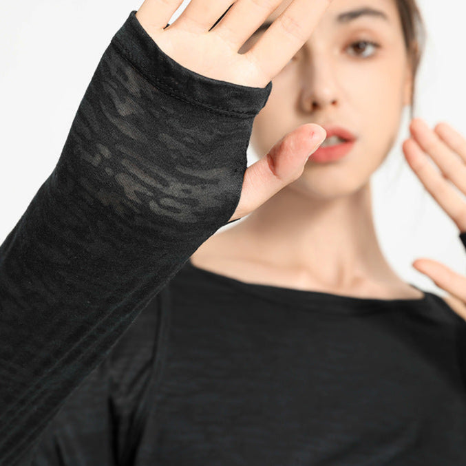 オフショルダートップス