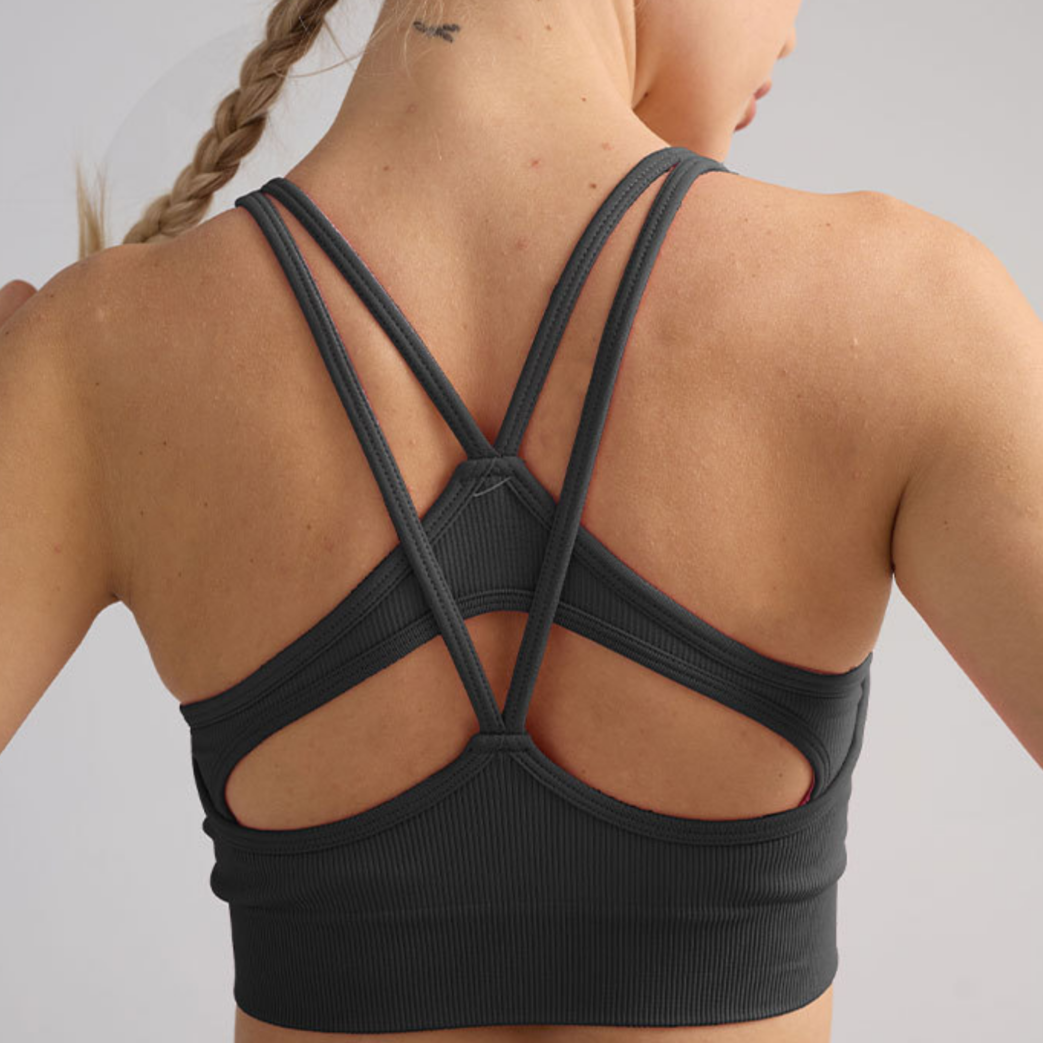 XYクロスビューティーバック　スポーツブラ