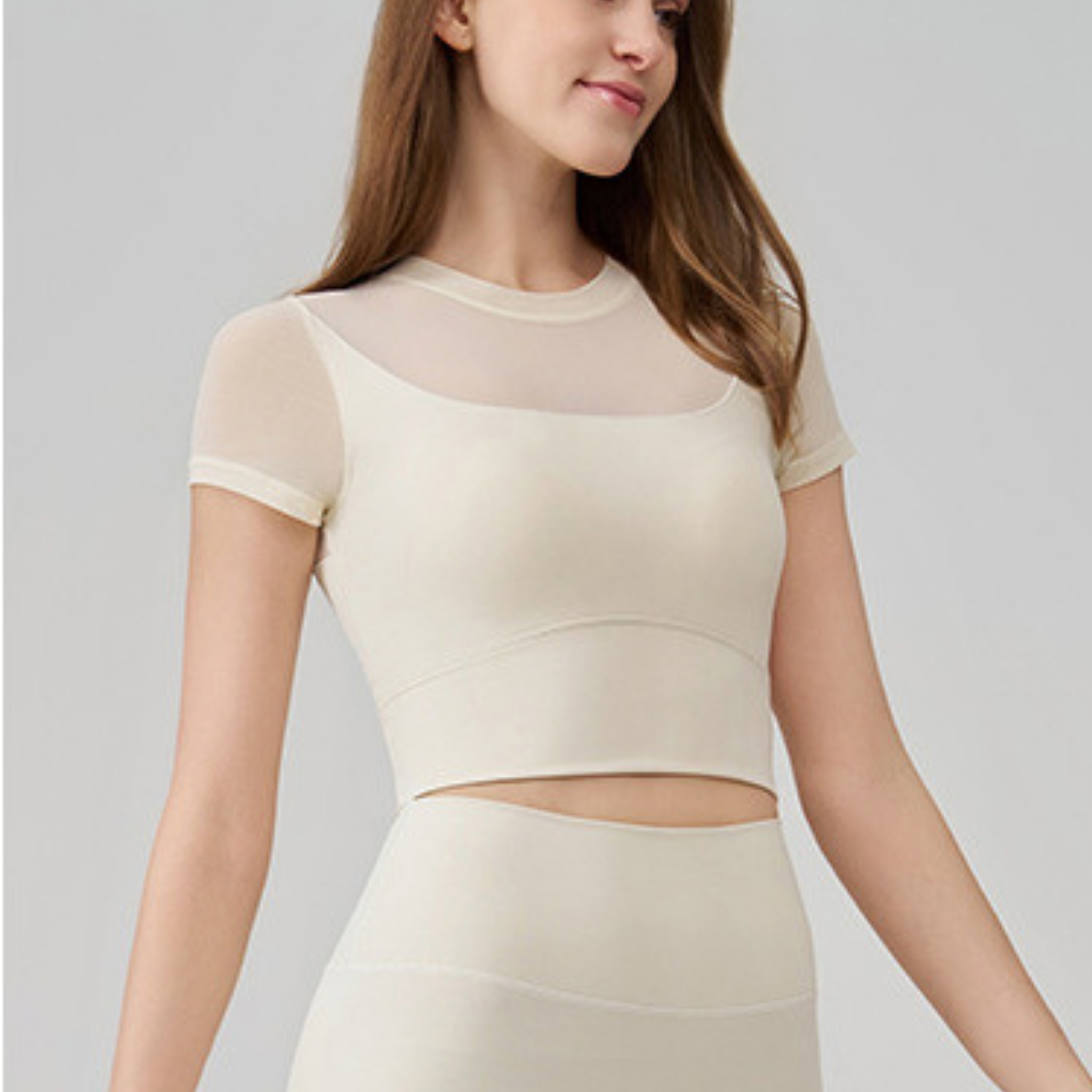 胸パッド付　シースルーメッシュ　スリム半袖トップス