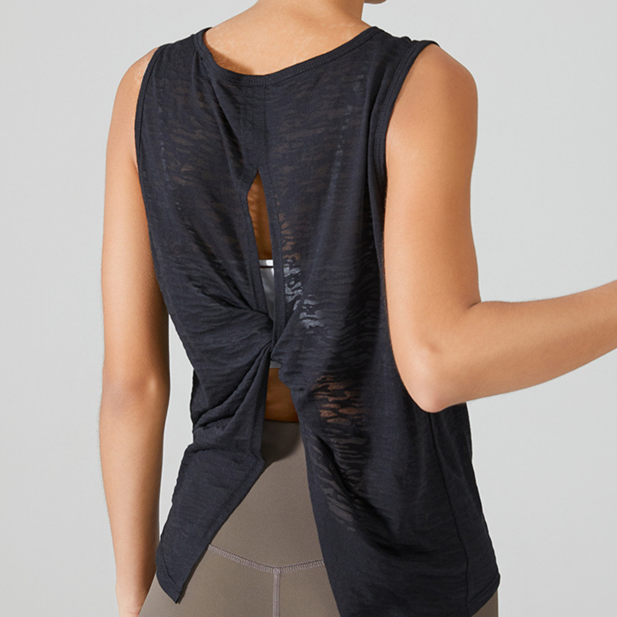 バッククロスTシャツ