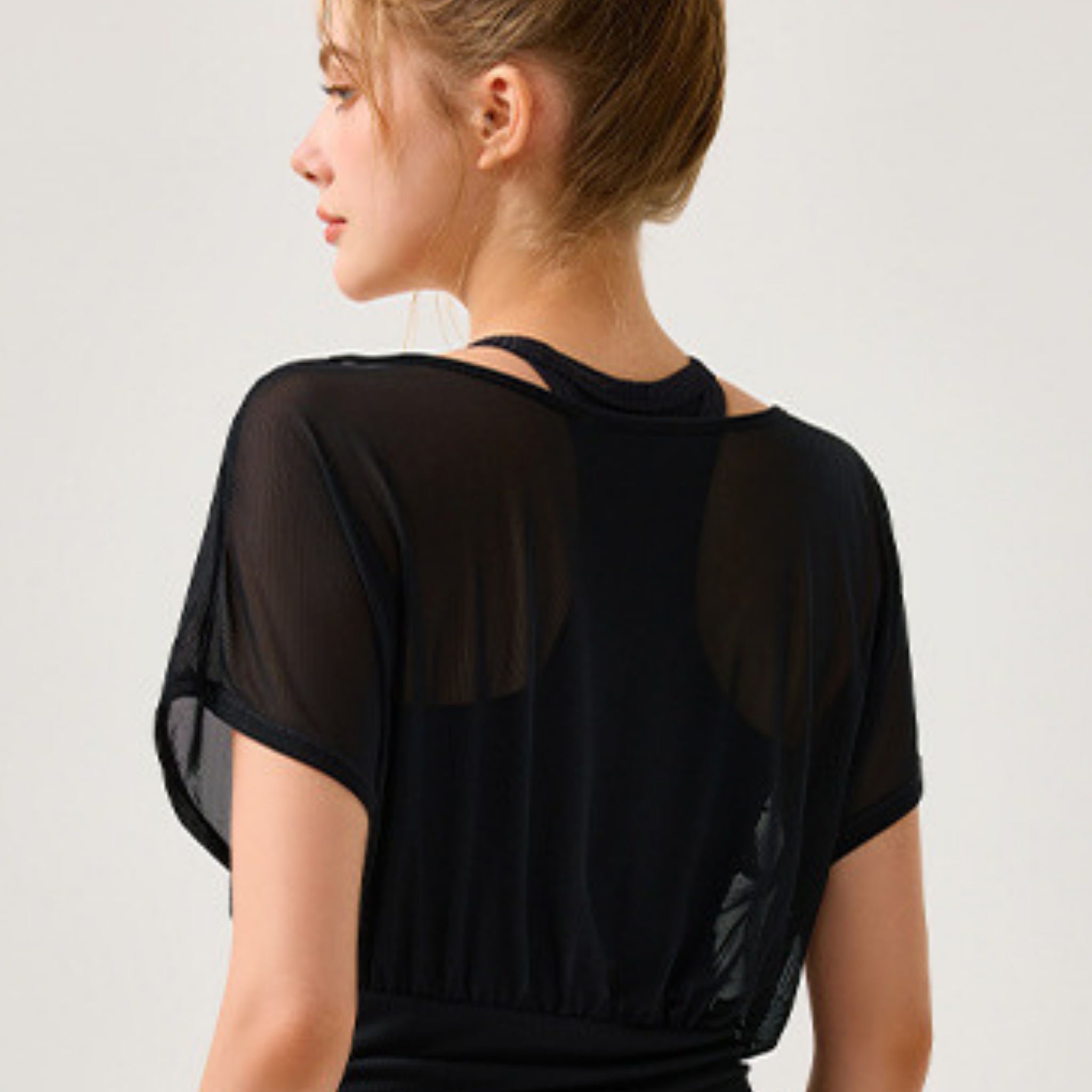 オールメッシュ　ヨガTシャツ