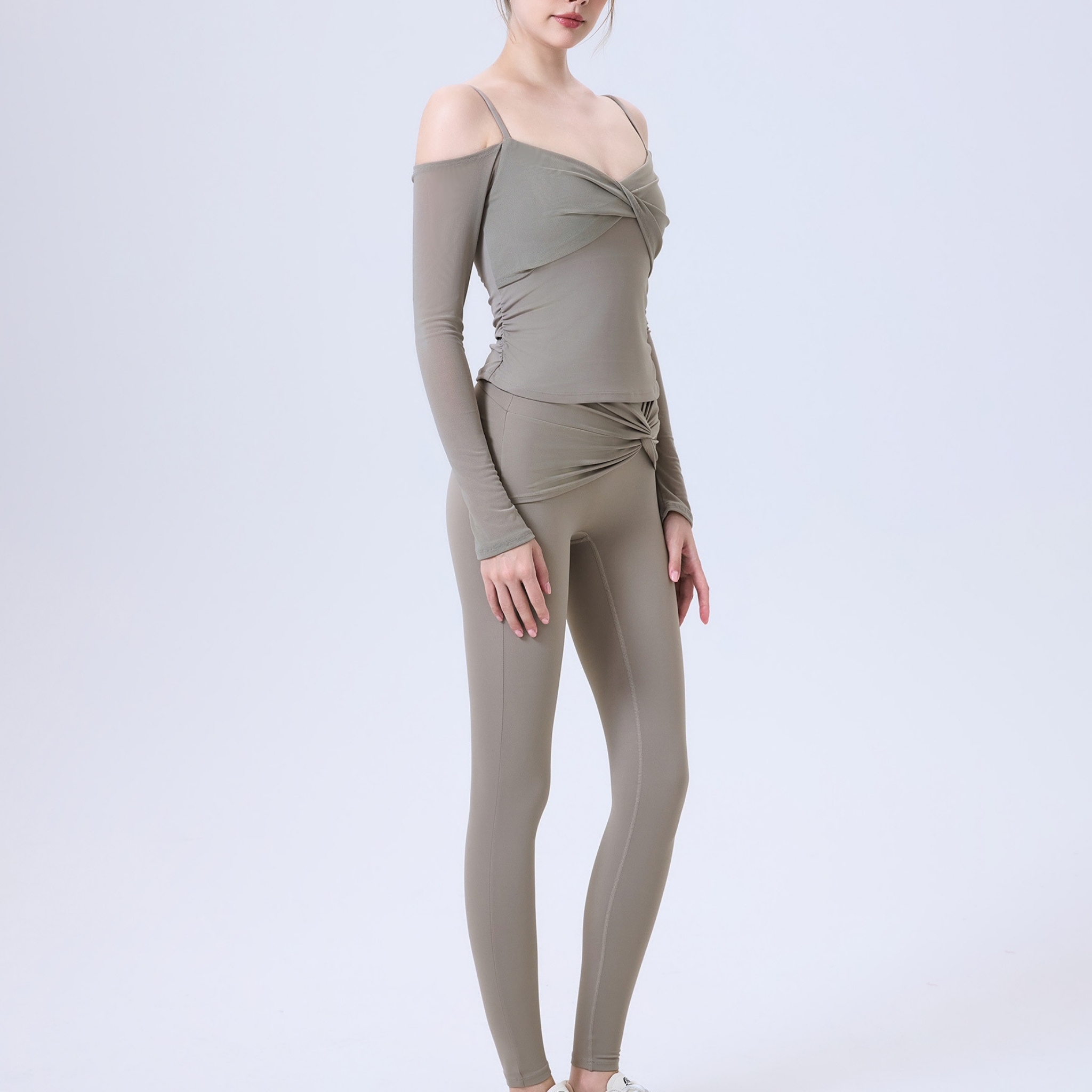 フロントバタフライツイスト　レギンス