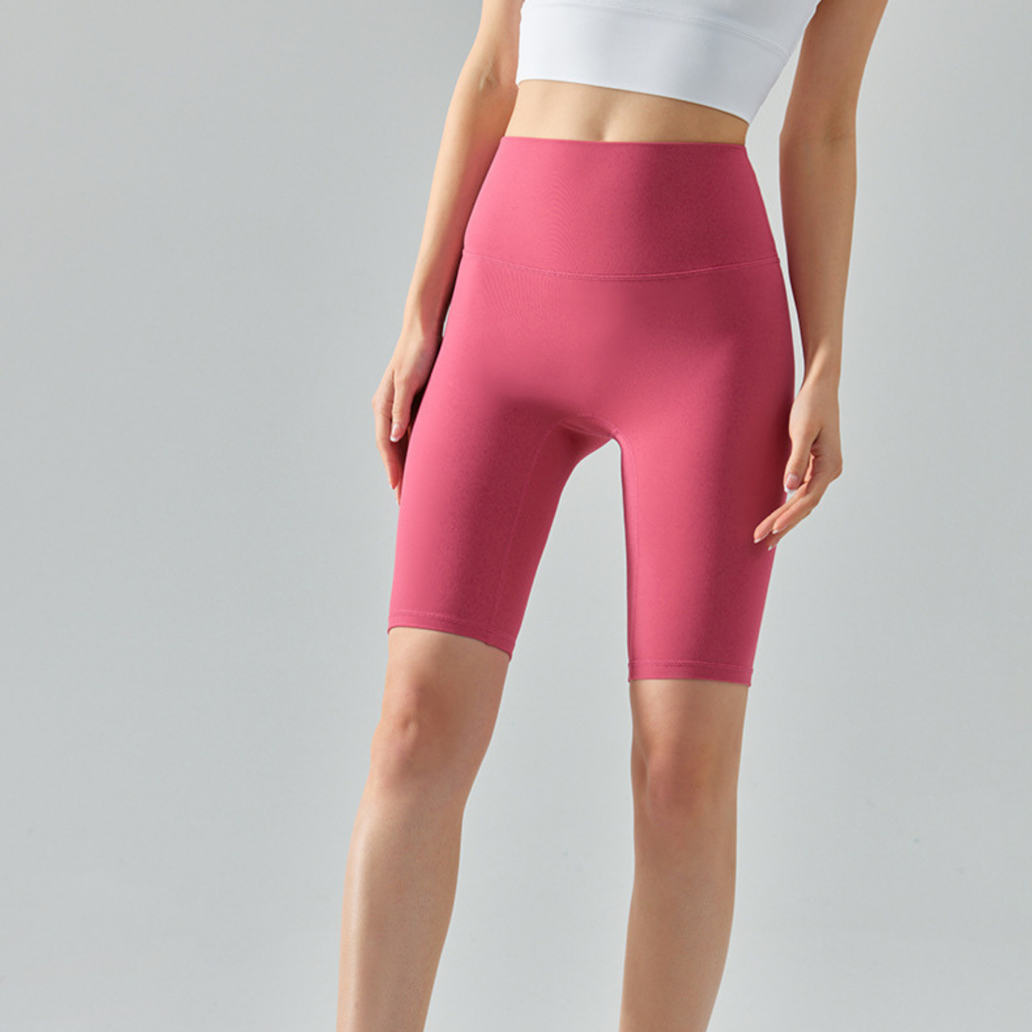 接触冷感　フリーサイズ　5分丈　レギンス