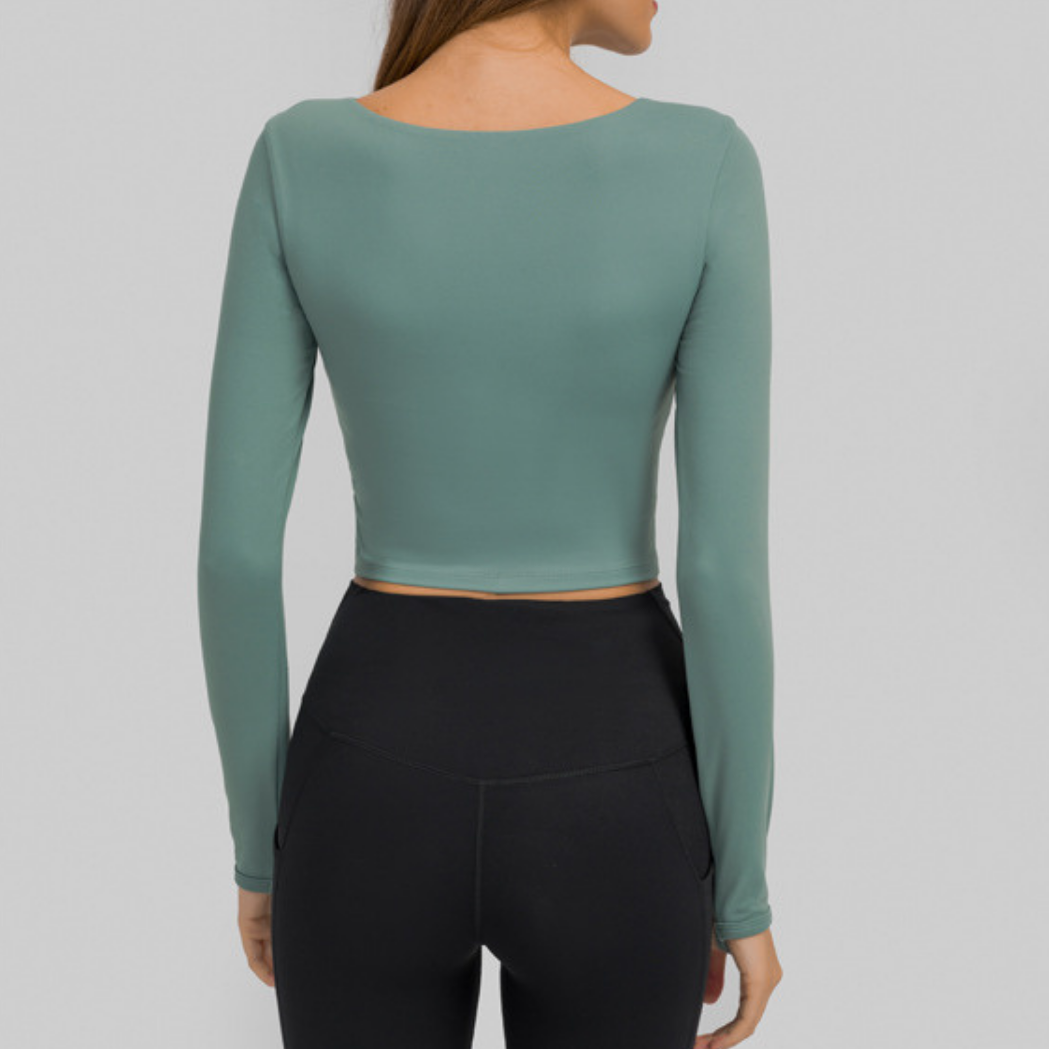 ベーシック　クロップドトップス