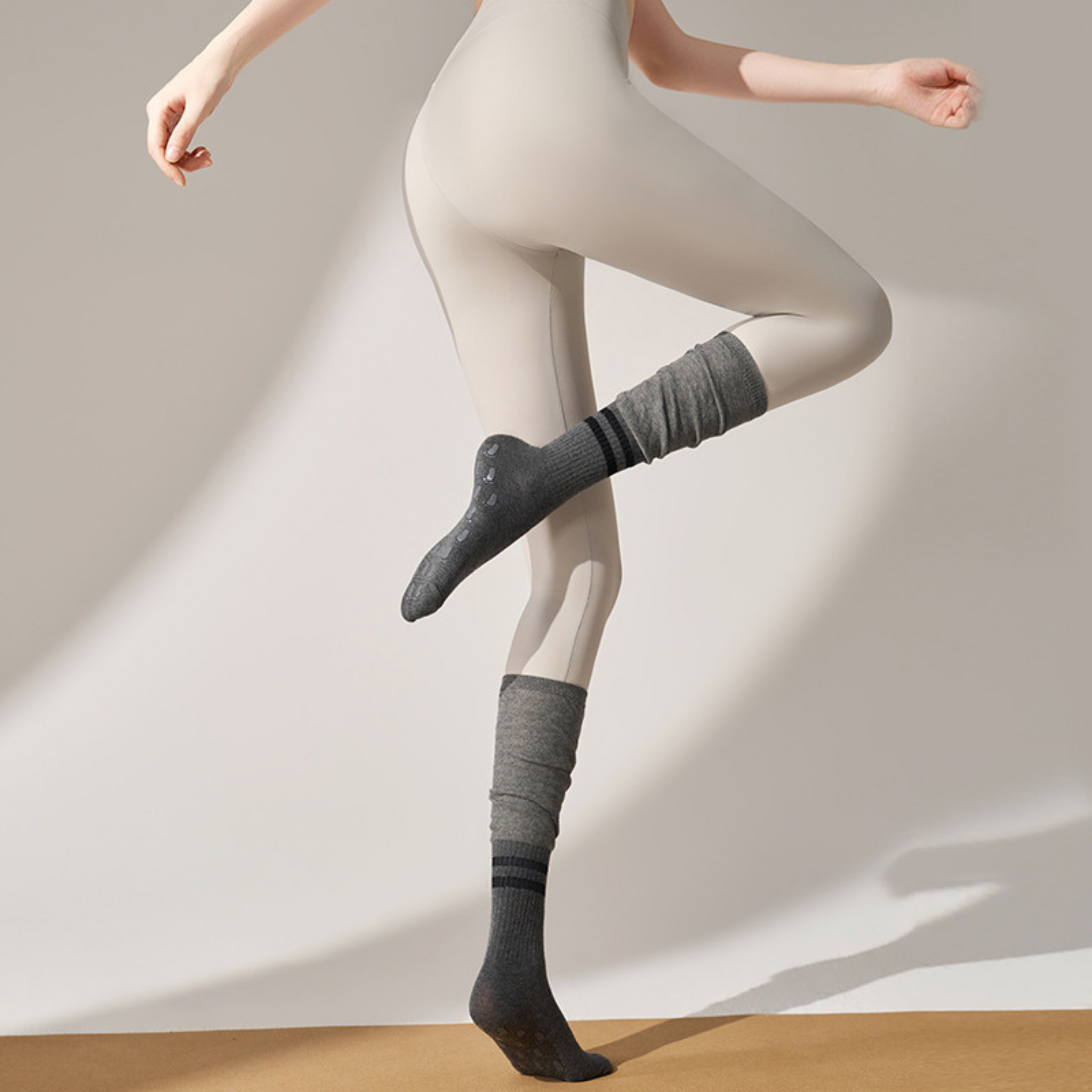 ルーズヨガロングソックス　滑り止め付き