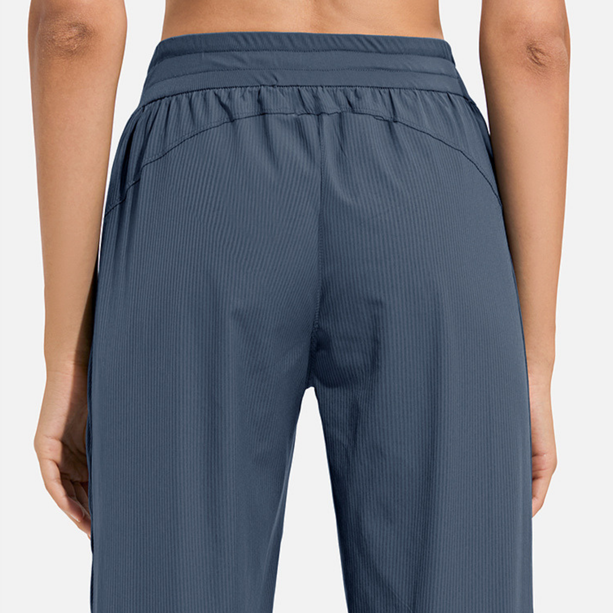 スタイリッシュ　ジョガーパンツ