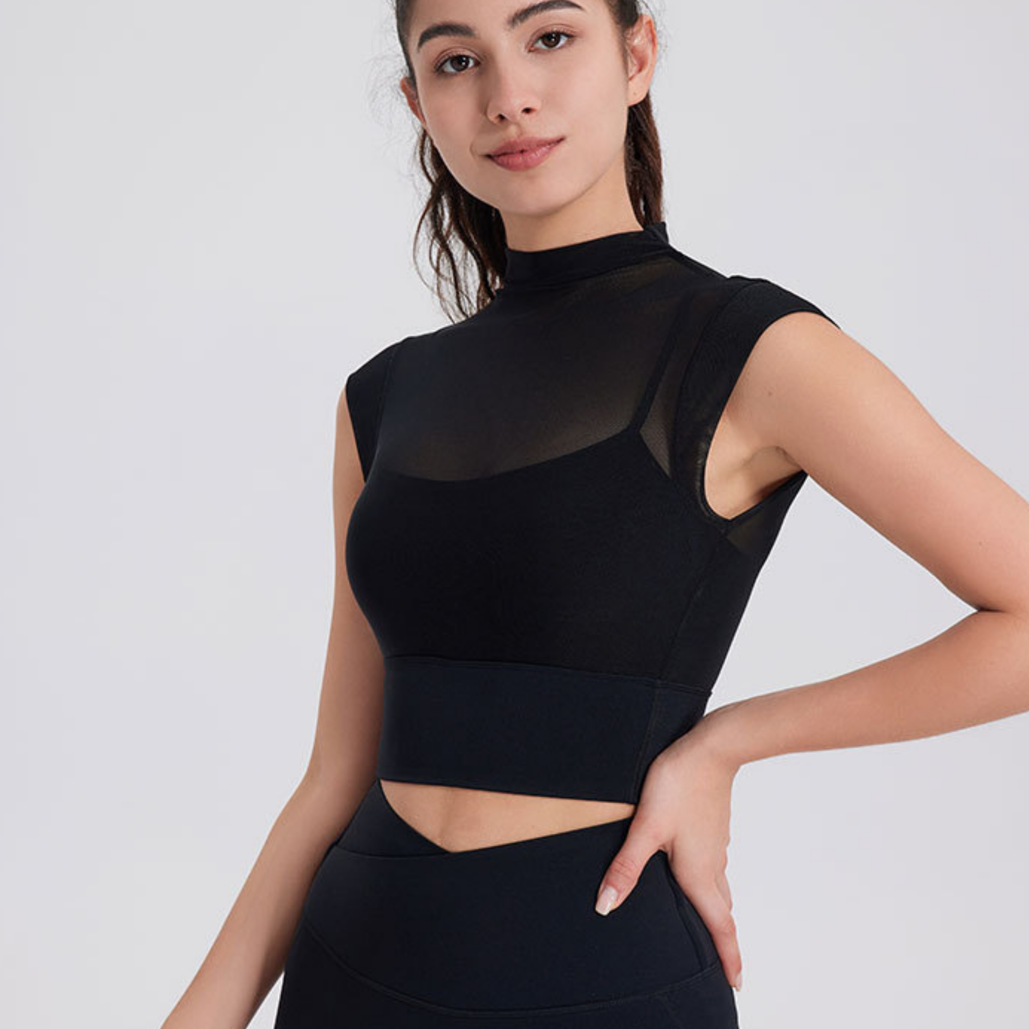 シースルー　フェイクツーピース　ハイネック　スポーツブラ