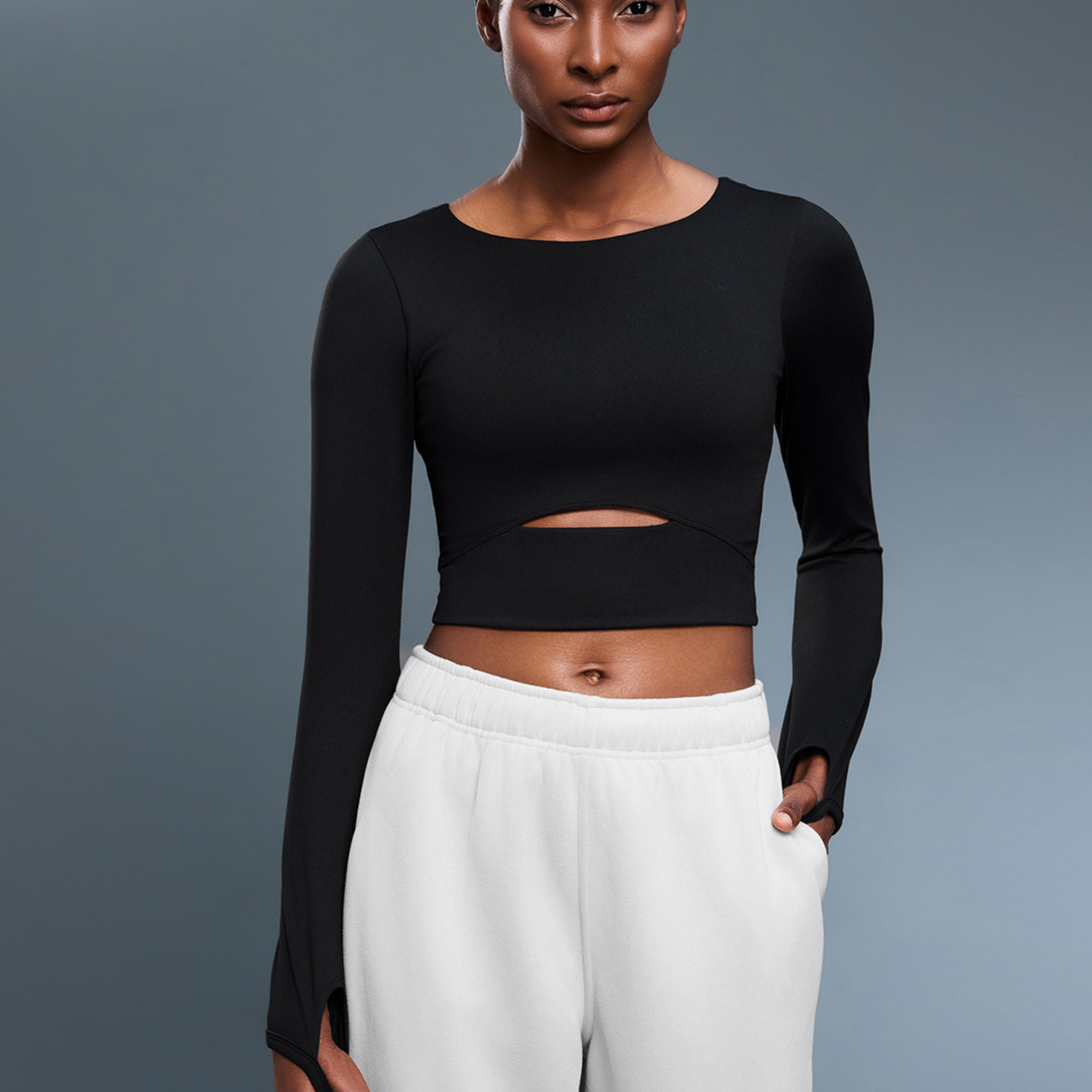 ベーシック　クロップドトップス