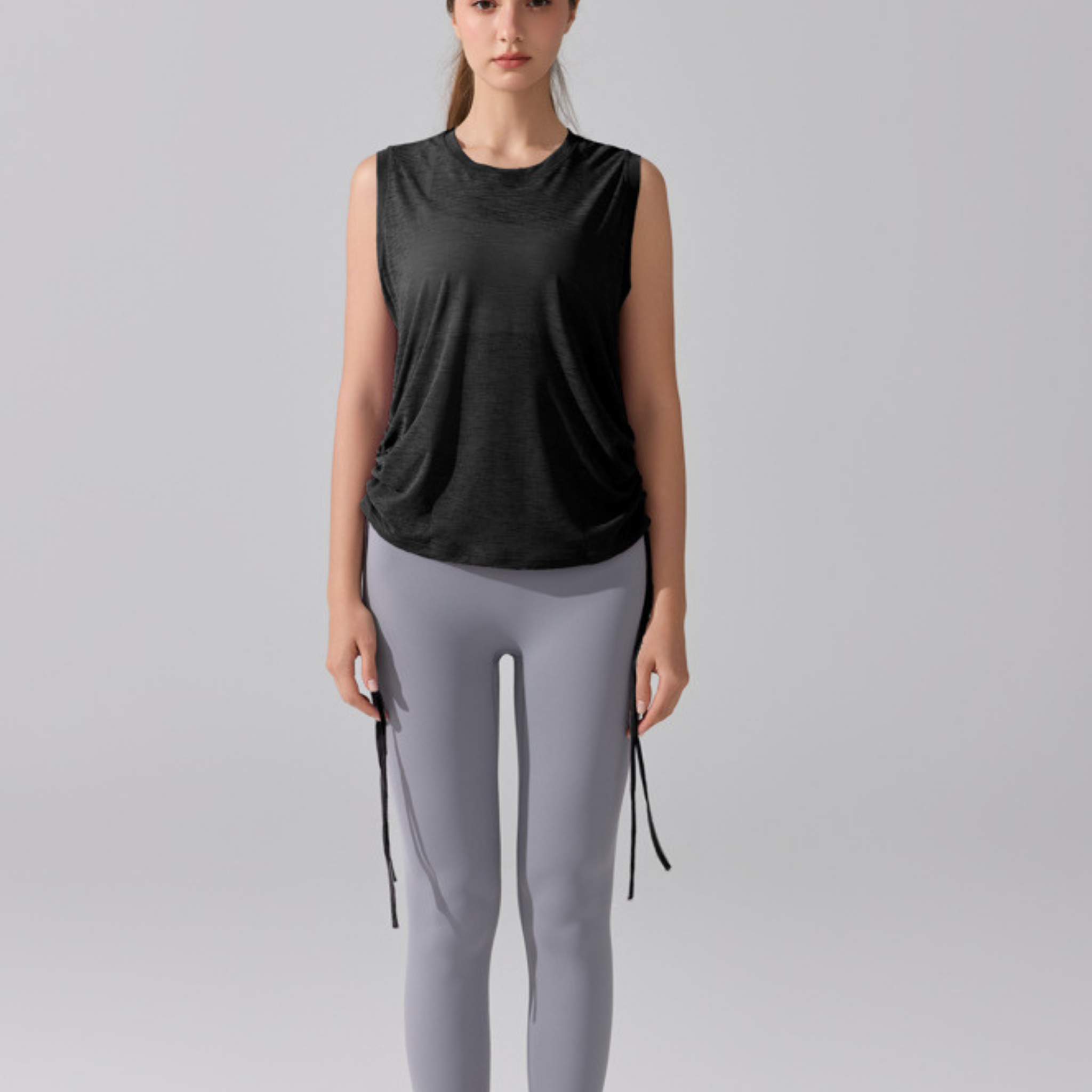 ドローストリング　ノースリーブ