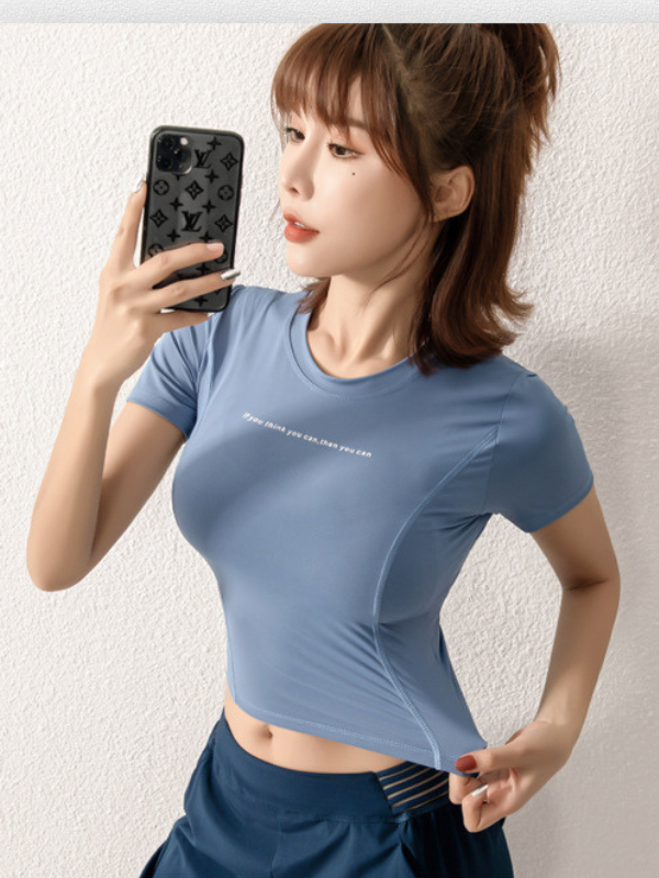シンプルフィットネスシャツ