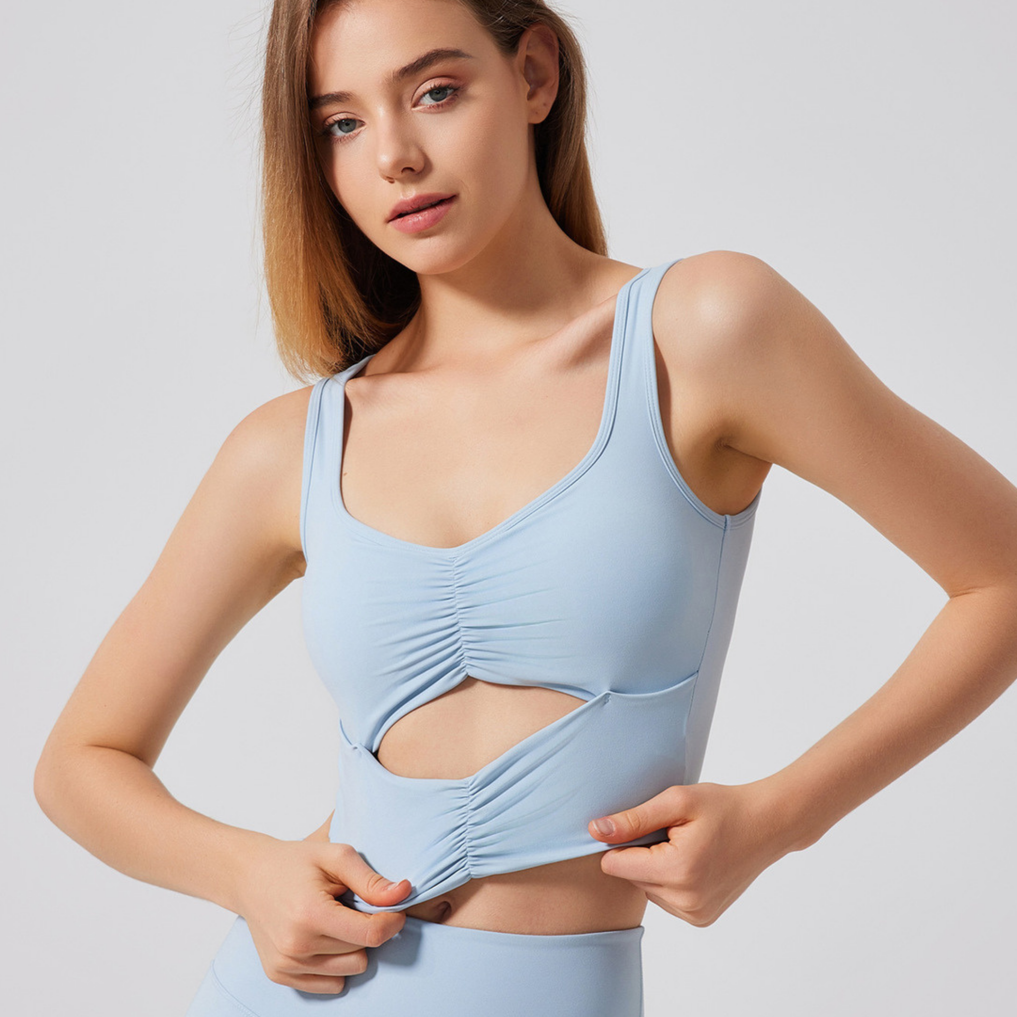 バタフライプリーツ　スポーツブラ