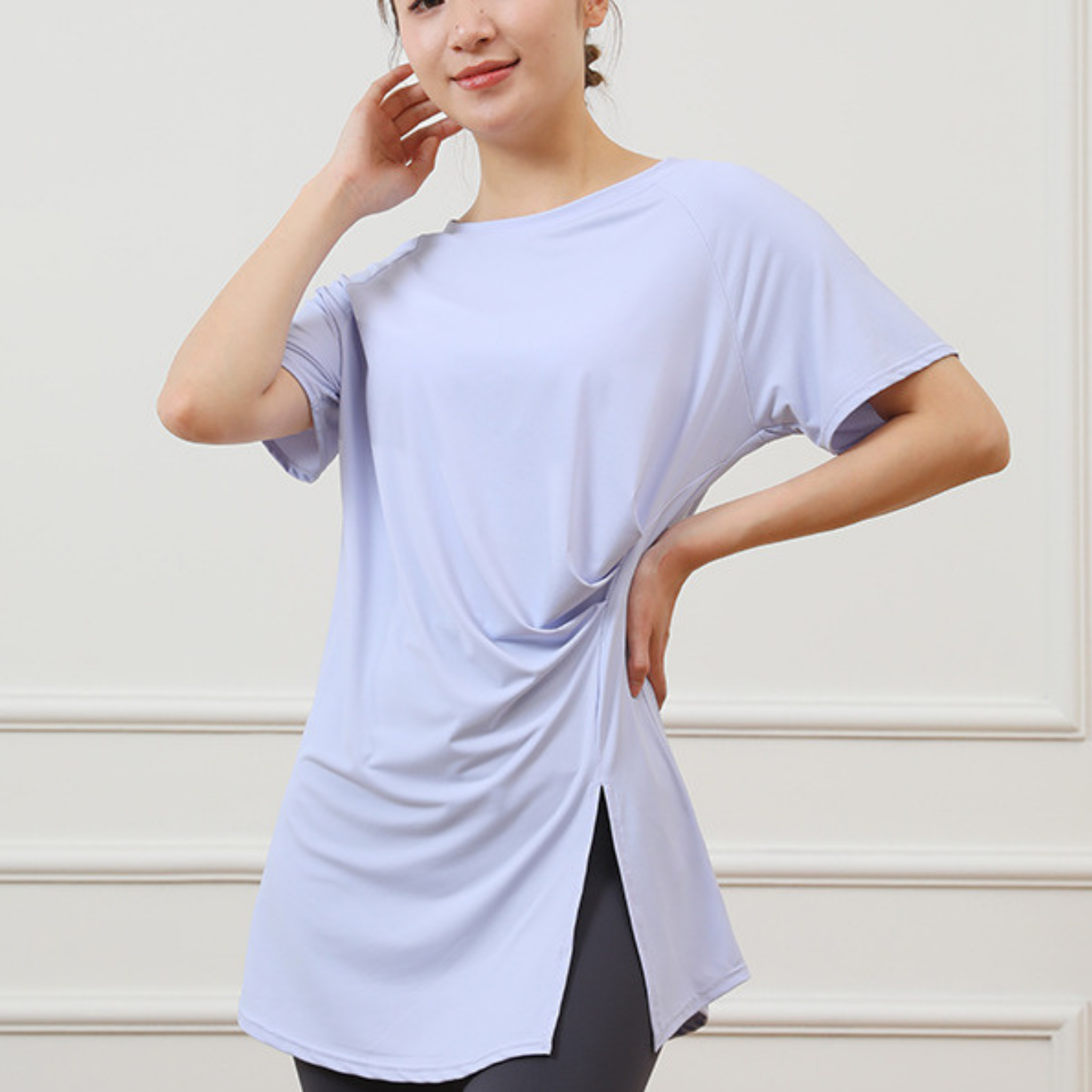 ヒップカバー　スリムフィット　半袖Tシャツ