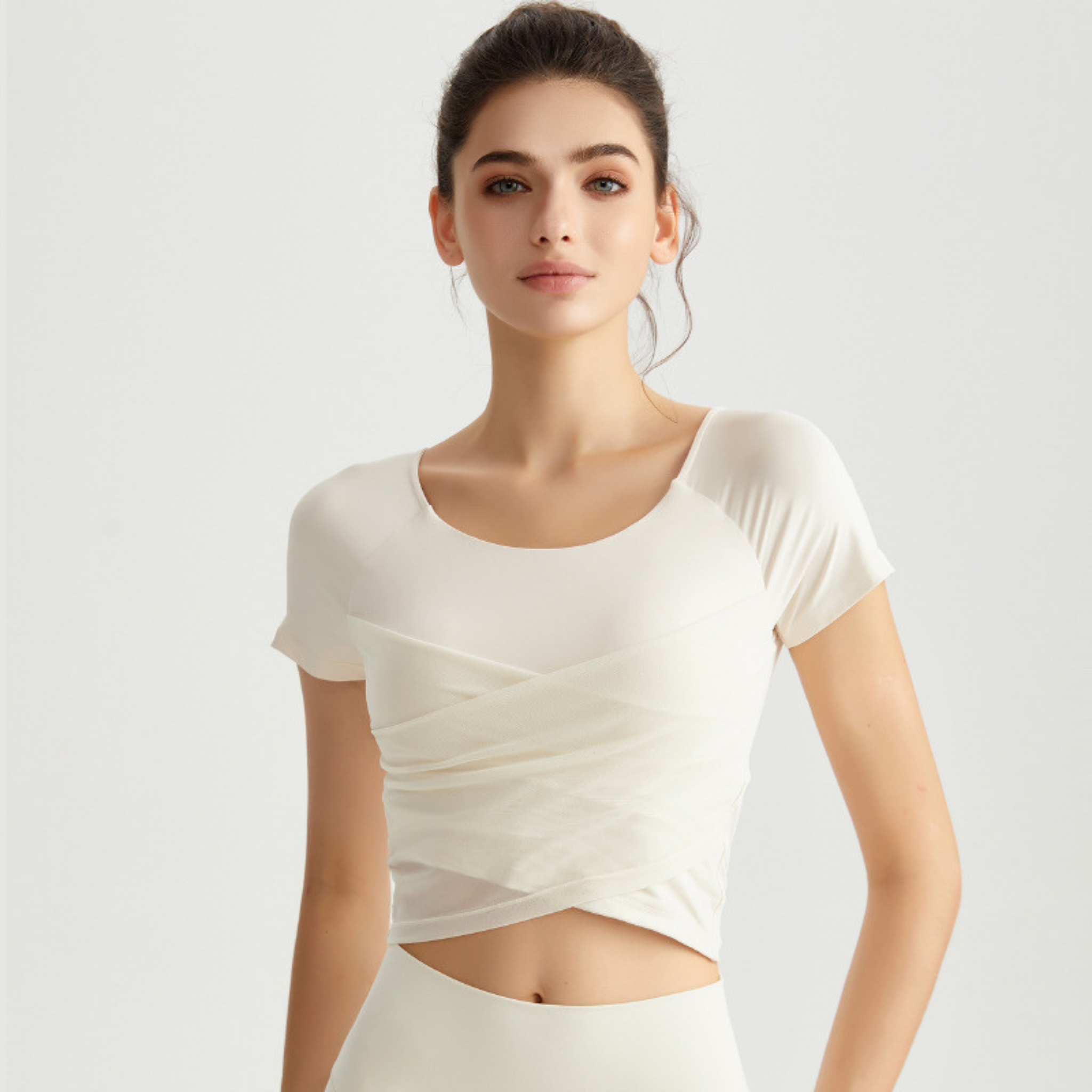 ラウンドネック　クロスメッシュ　ヨガトップス